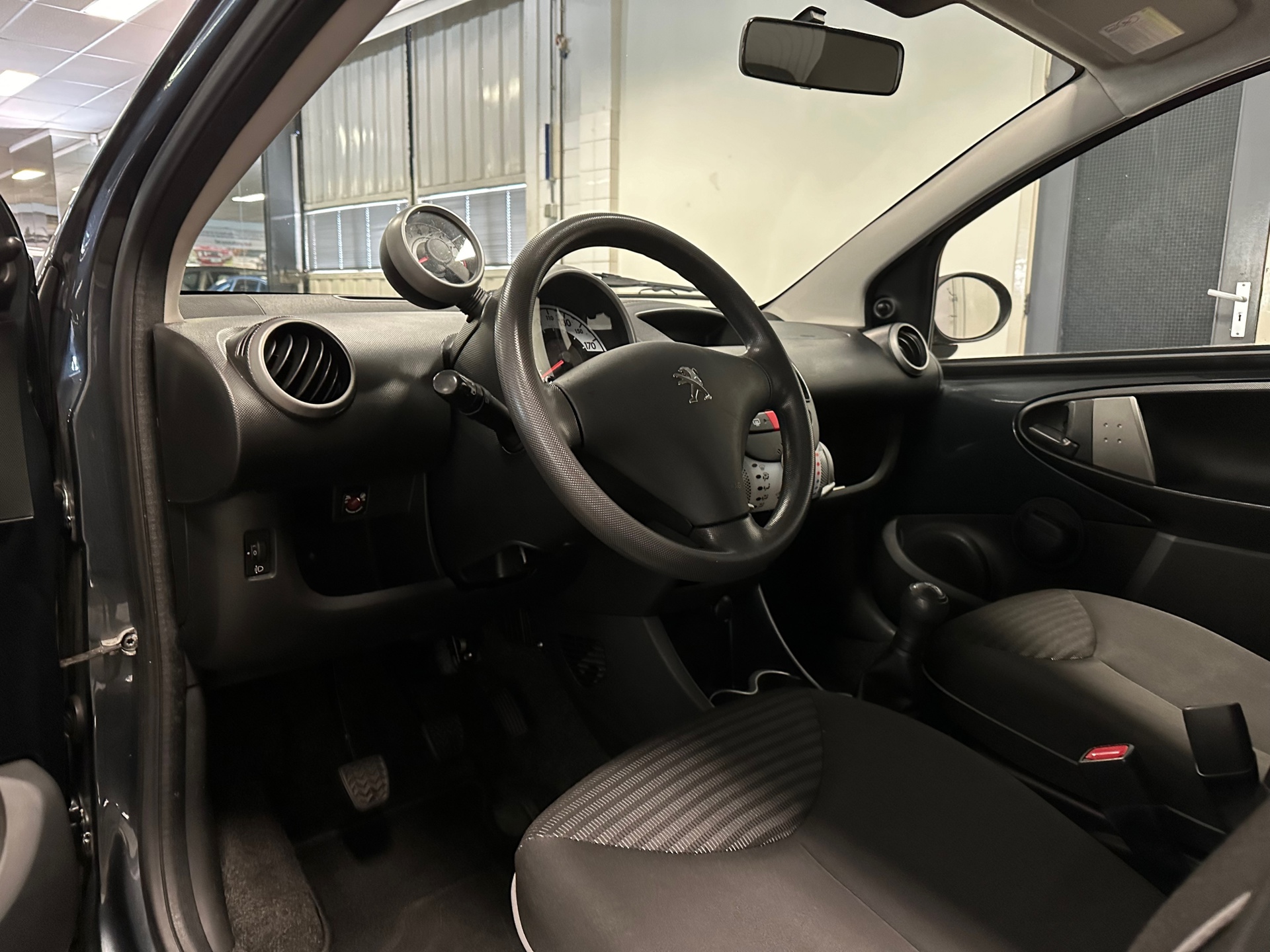 https://www.autokooy.nl//xml/images/44203663-13.JPG