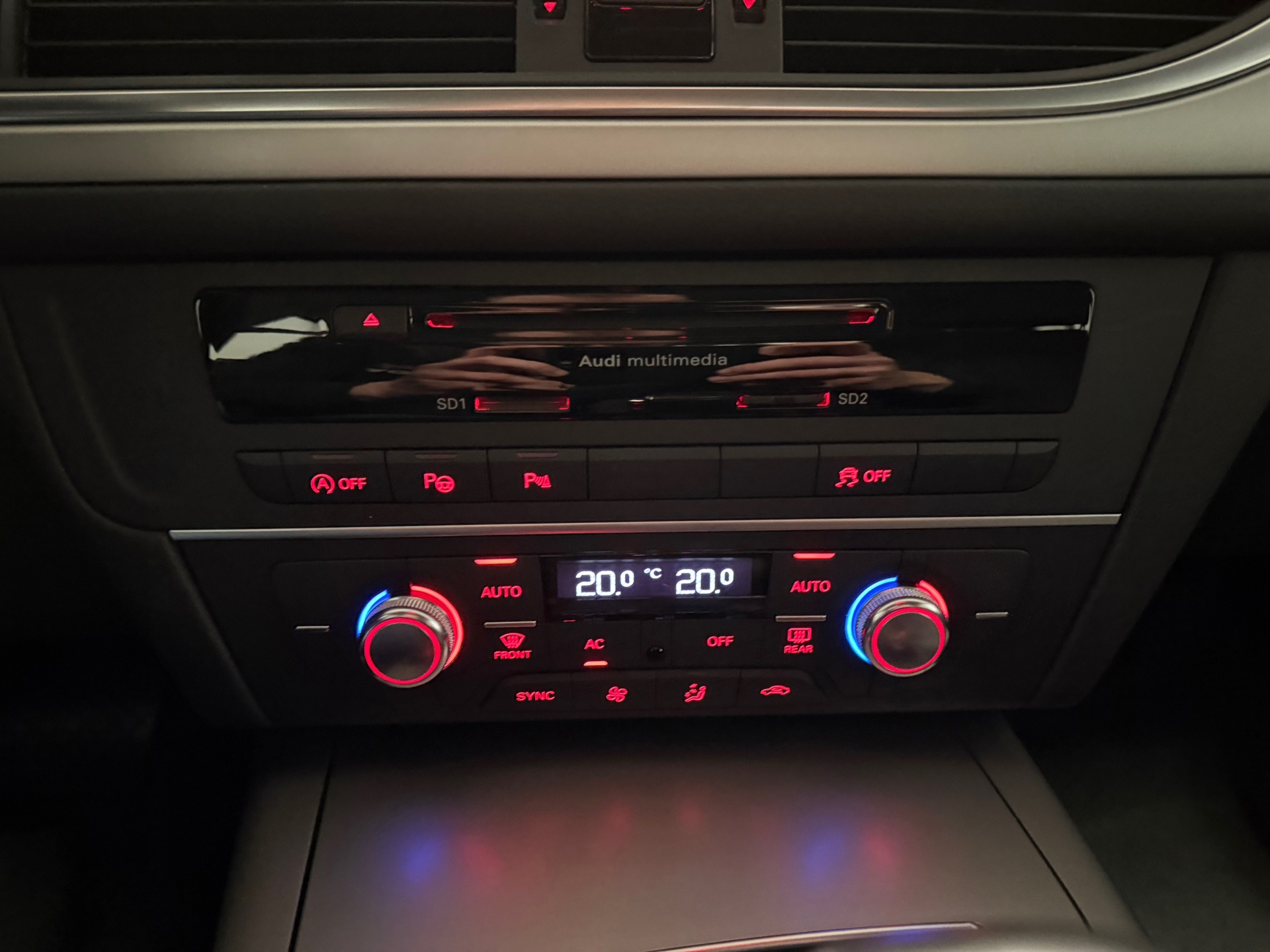 https://www.autokooy.nl//xml/images/44271217-19.JPG