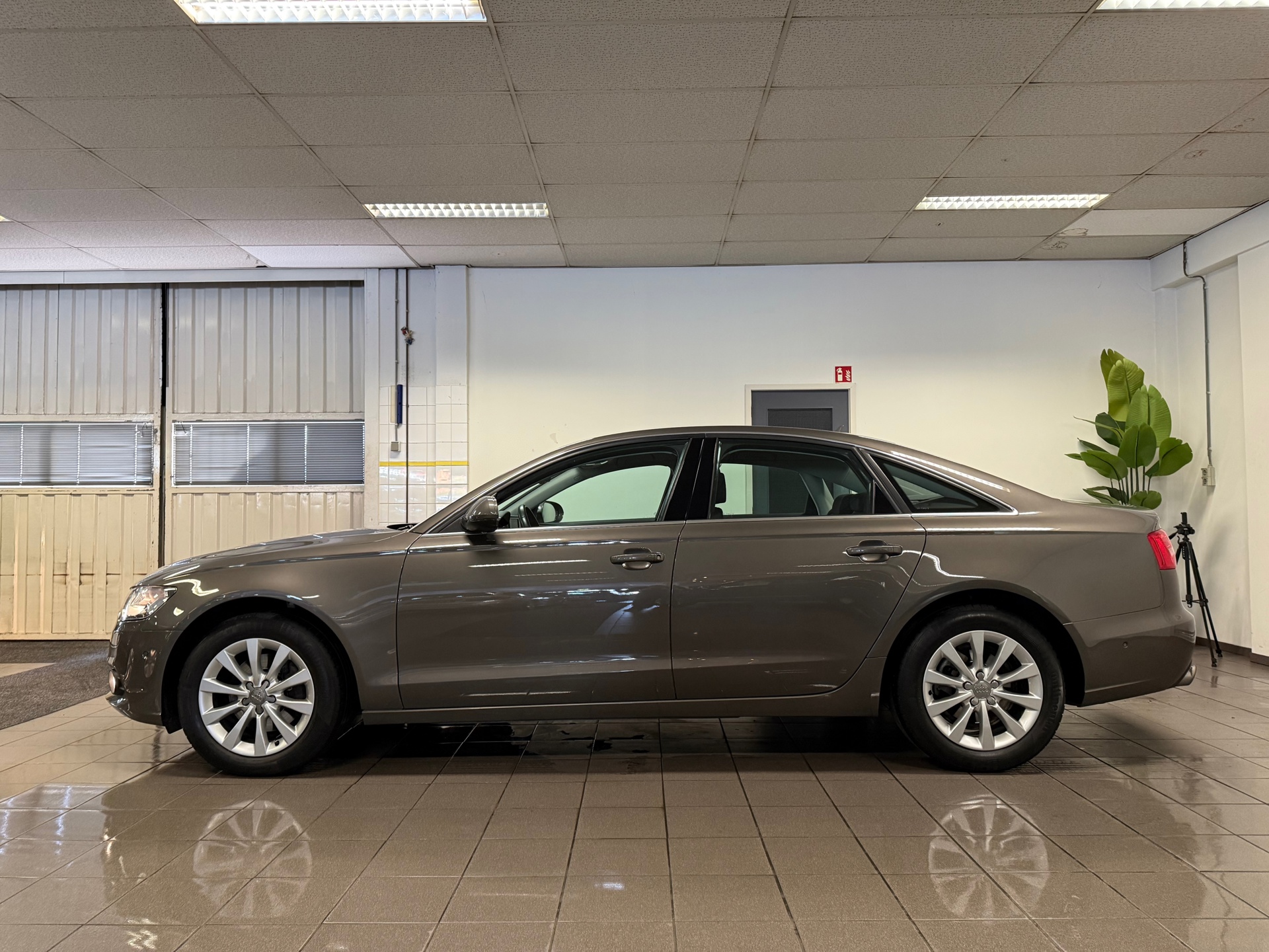 https://www.autokooy.nl//xml/images/44271217-2.JPG