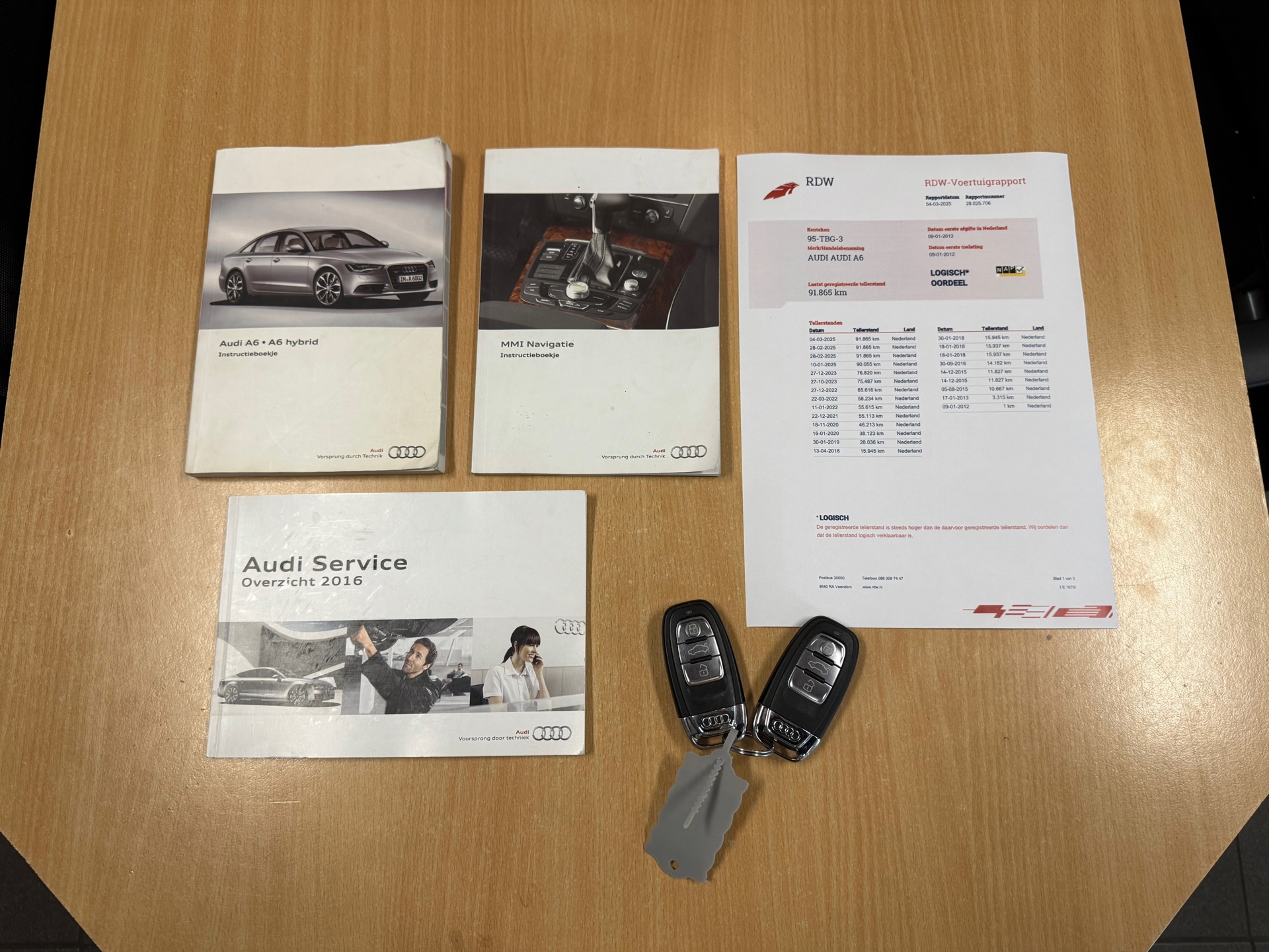 https://www.autokooy.nl//xml/images/44271217-23.JPG
