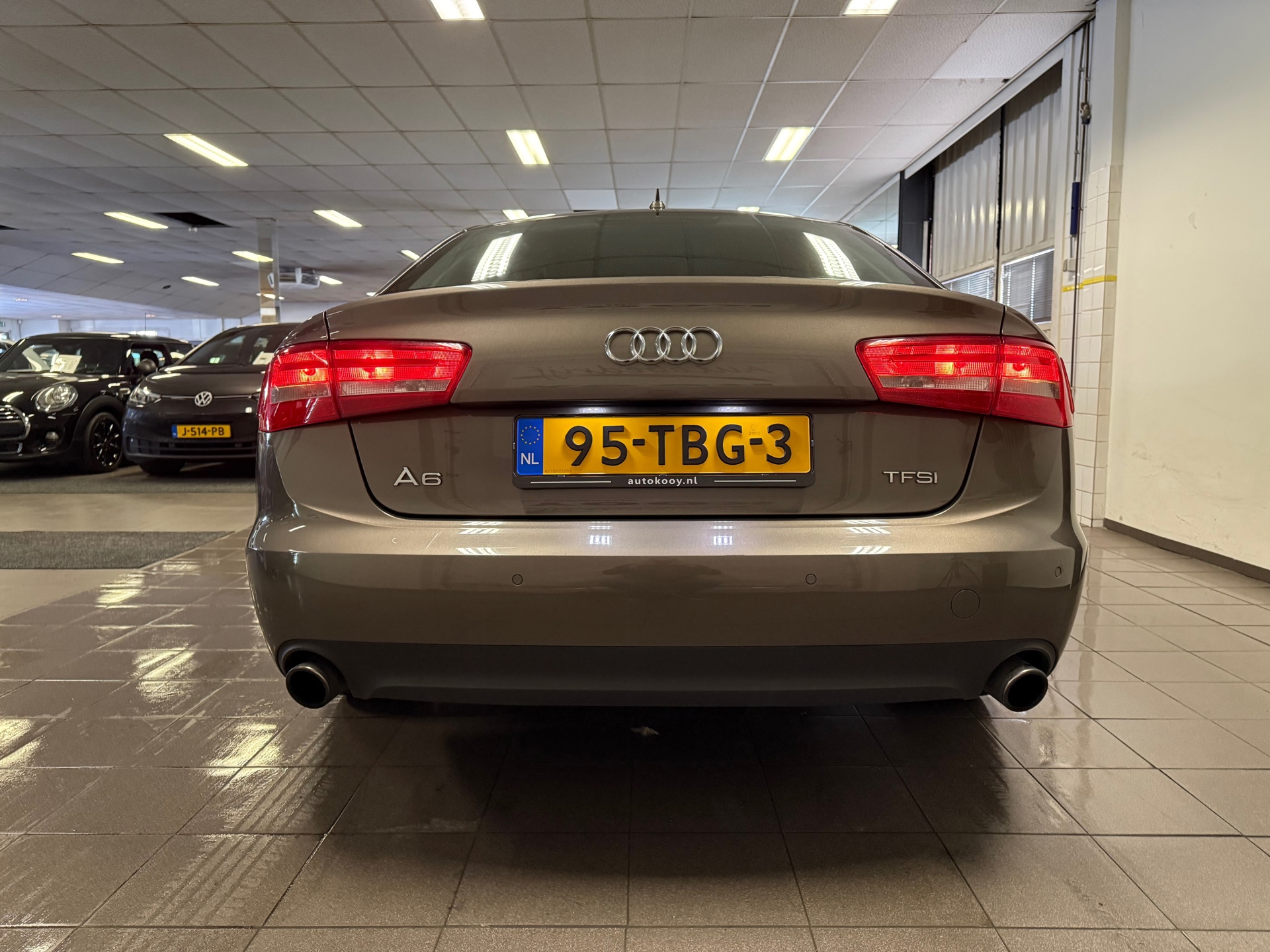 https://www.autokooy.nl//xml/images/44271217-4.JPG