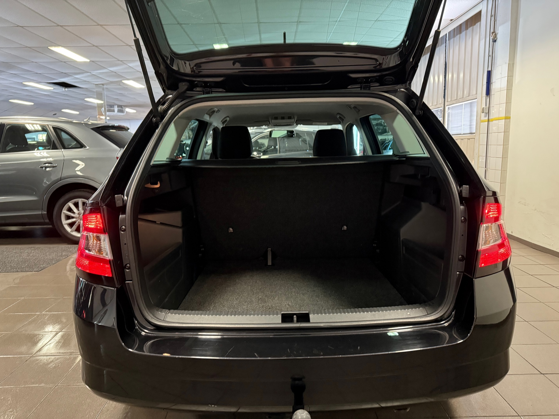 https://www.autokooy.nl//xml/images/44271330-5.JPG