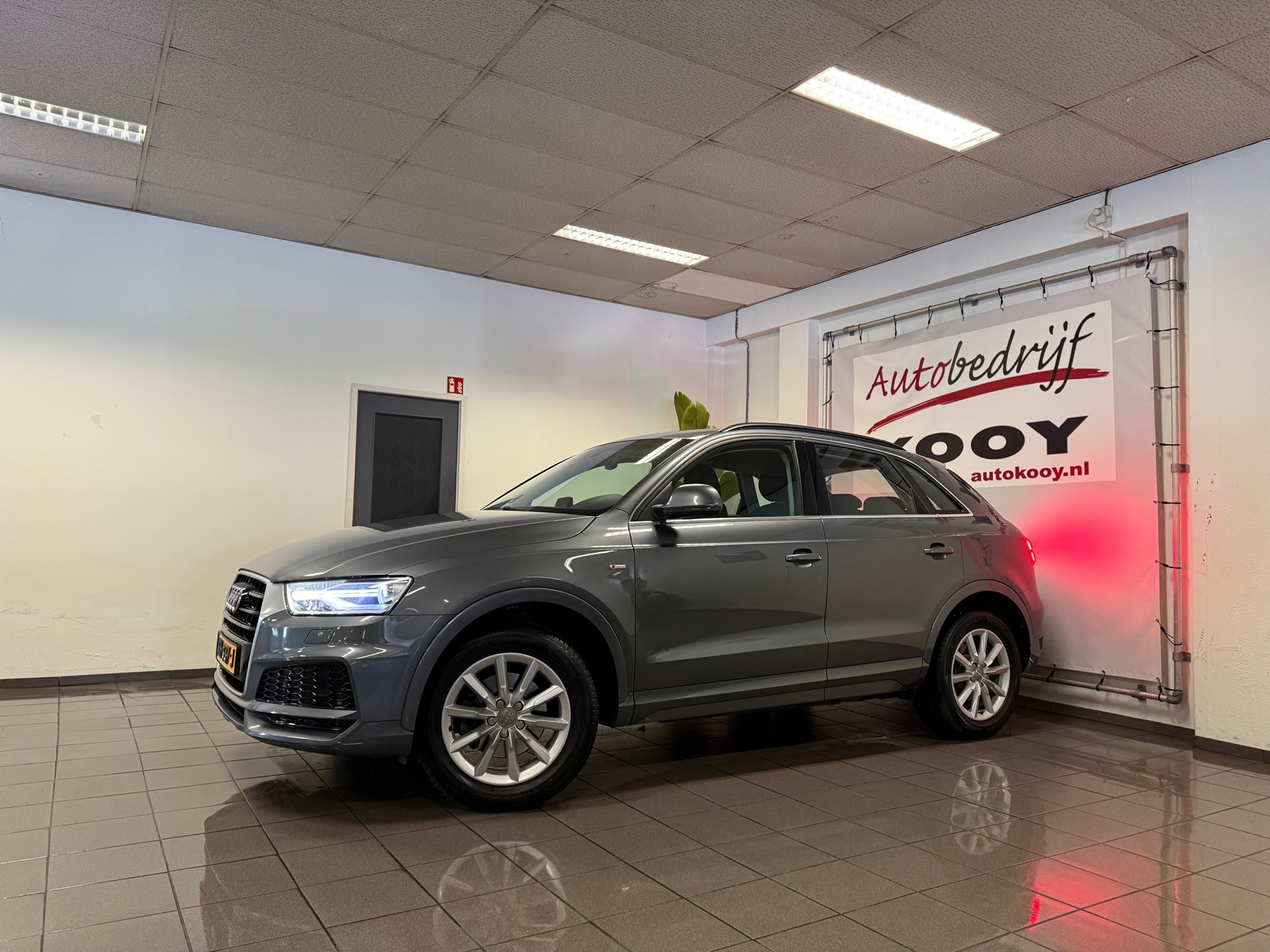 https://www.autokooy.nl//xml/images/44296213-10.JPG