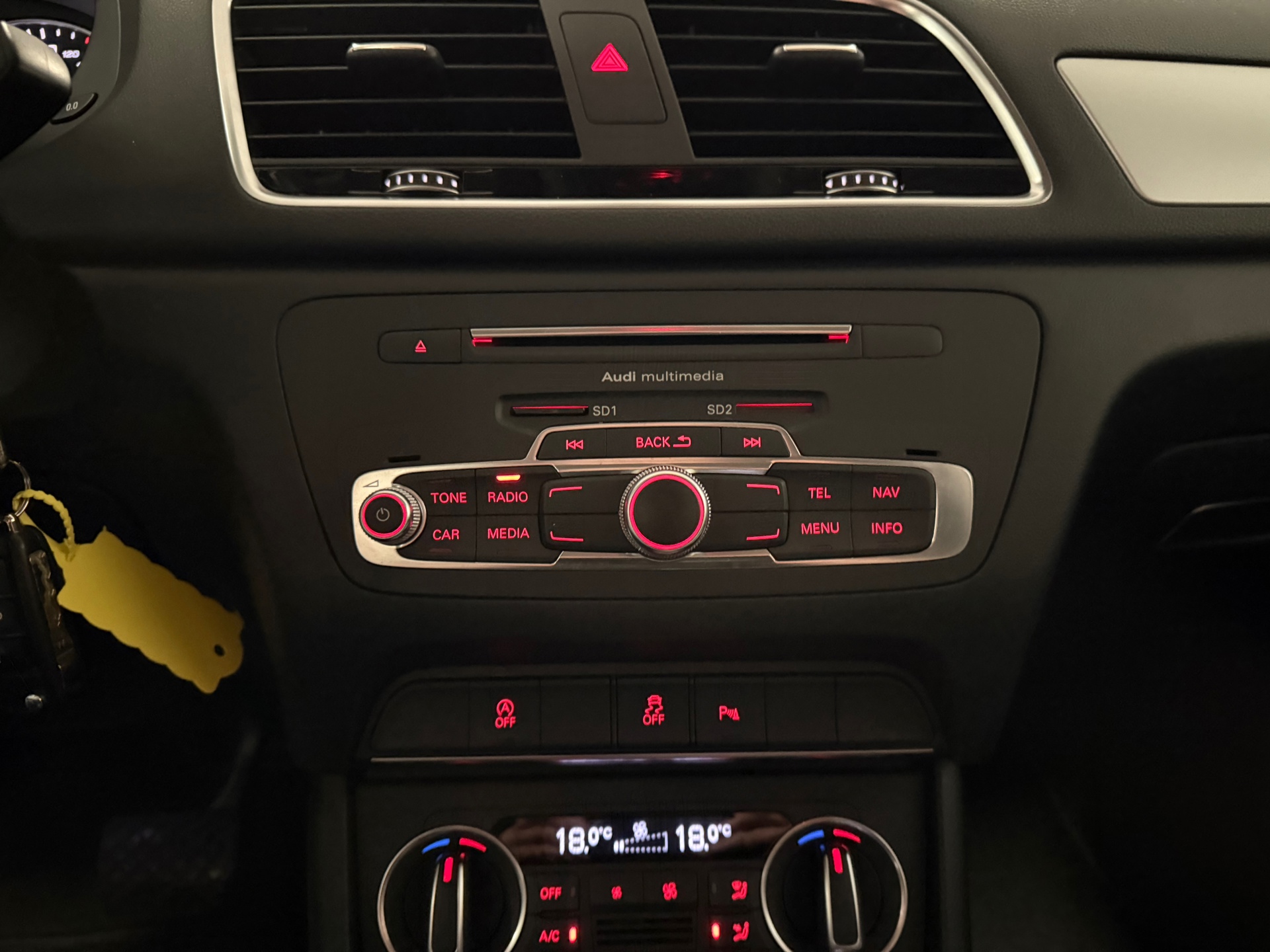 https://www.autokooy.nl//xml/images/44296213-19.JPG