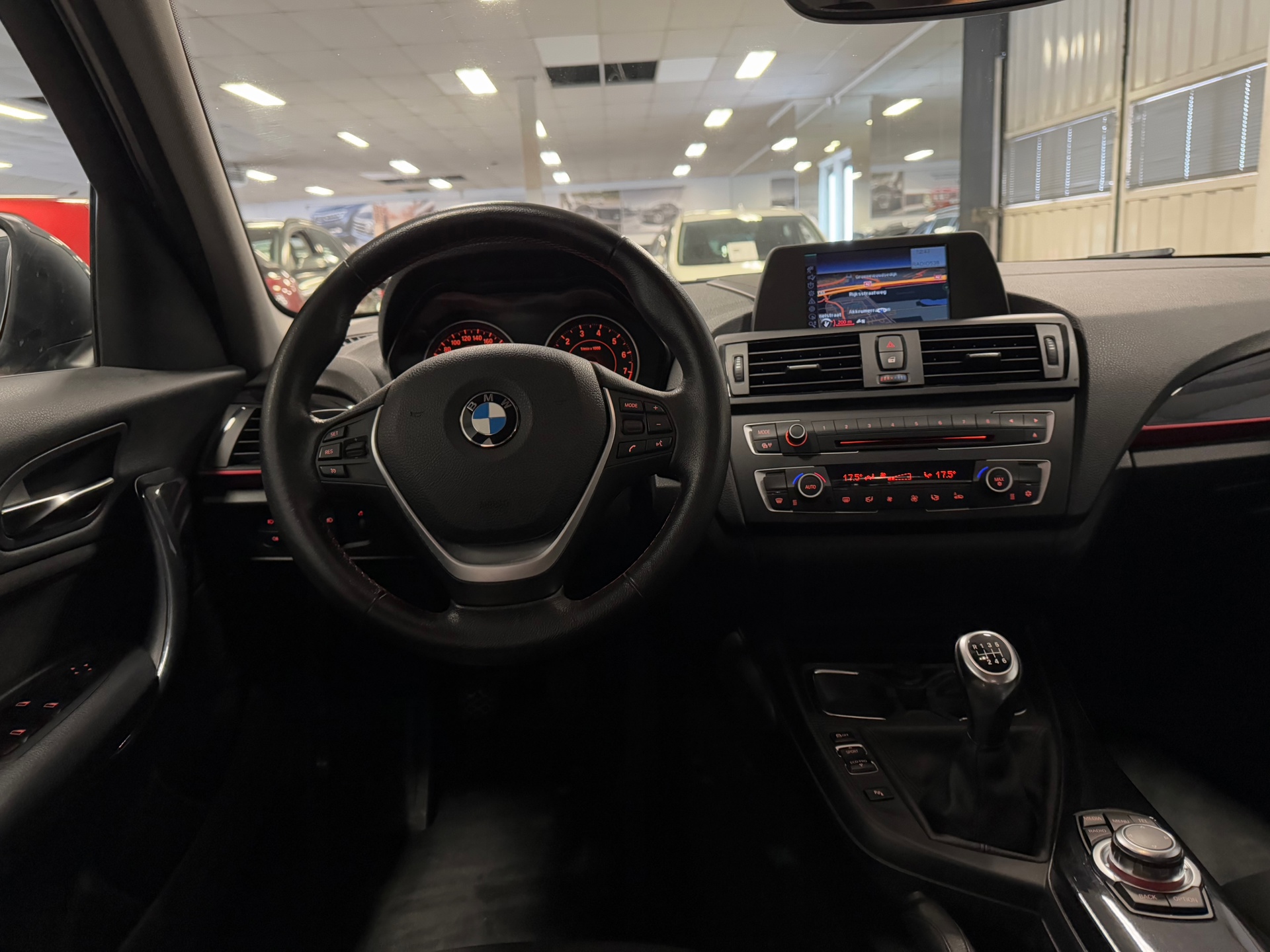 https://www.autokooy.nl//xml/images/44324001-23.JPG