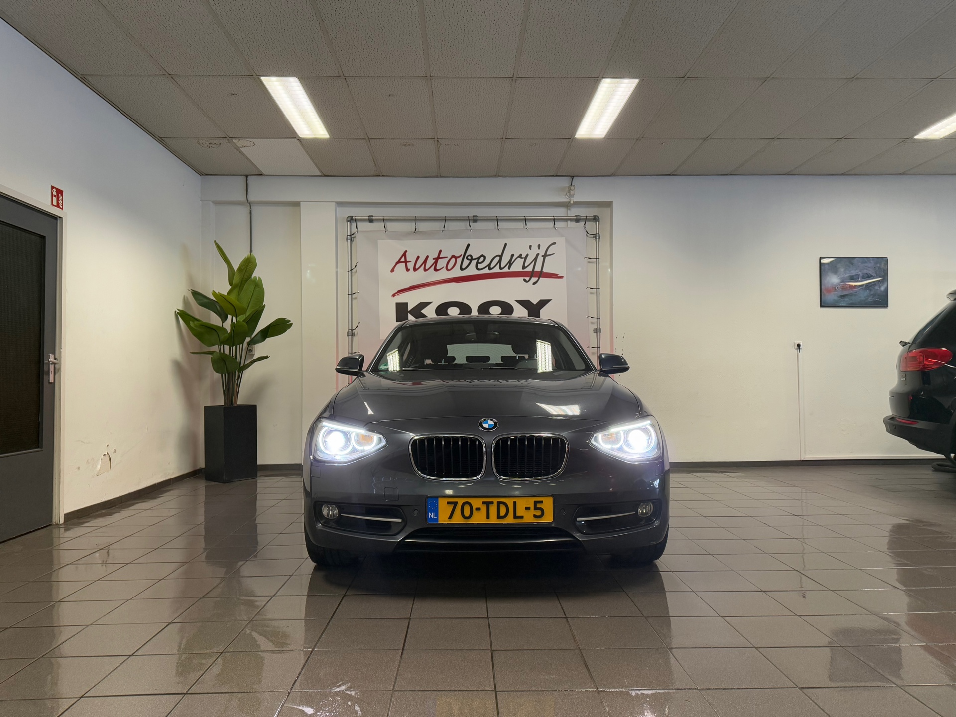 https://www.autokooy.nl//xml/images/44324001-8.JPG