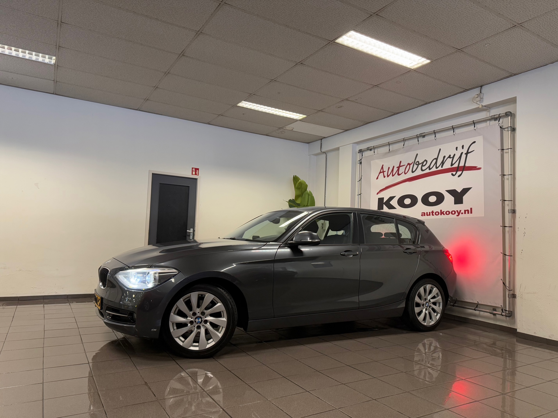https://www.autokooy.nl//xml/images/44324001-9.JPG