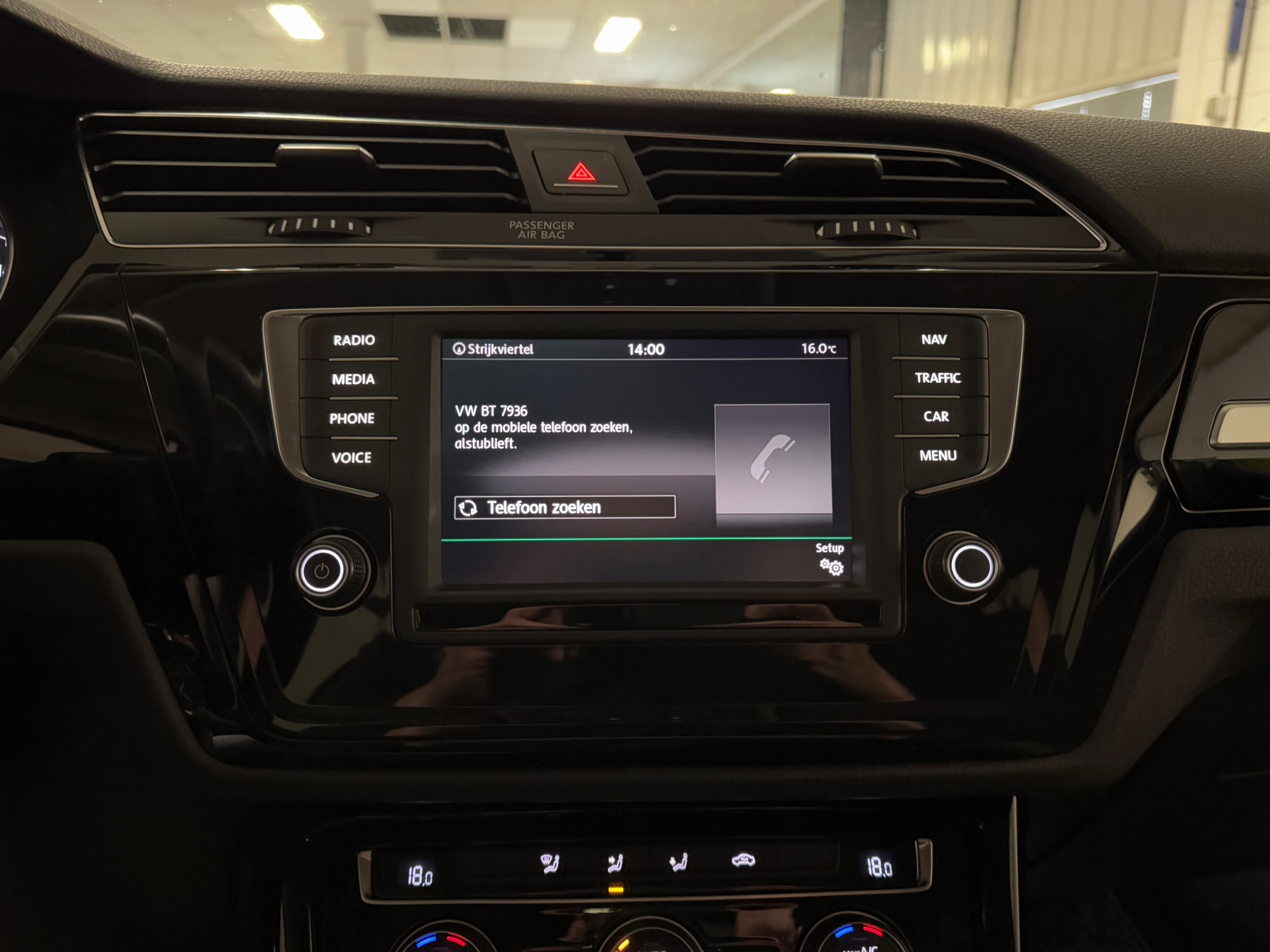 https://www.autokooy.nl//xml/images/44325058-17.JPG