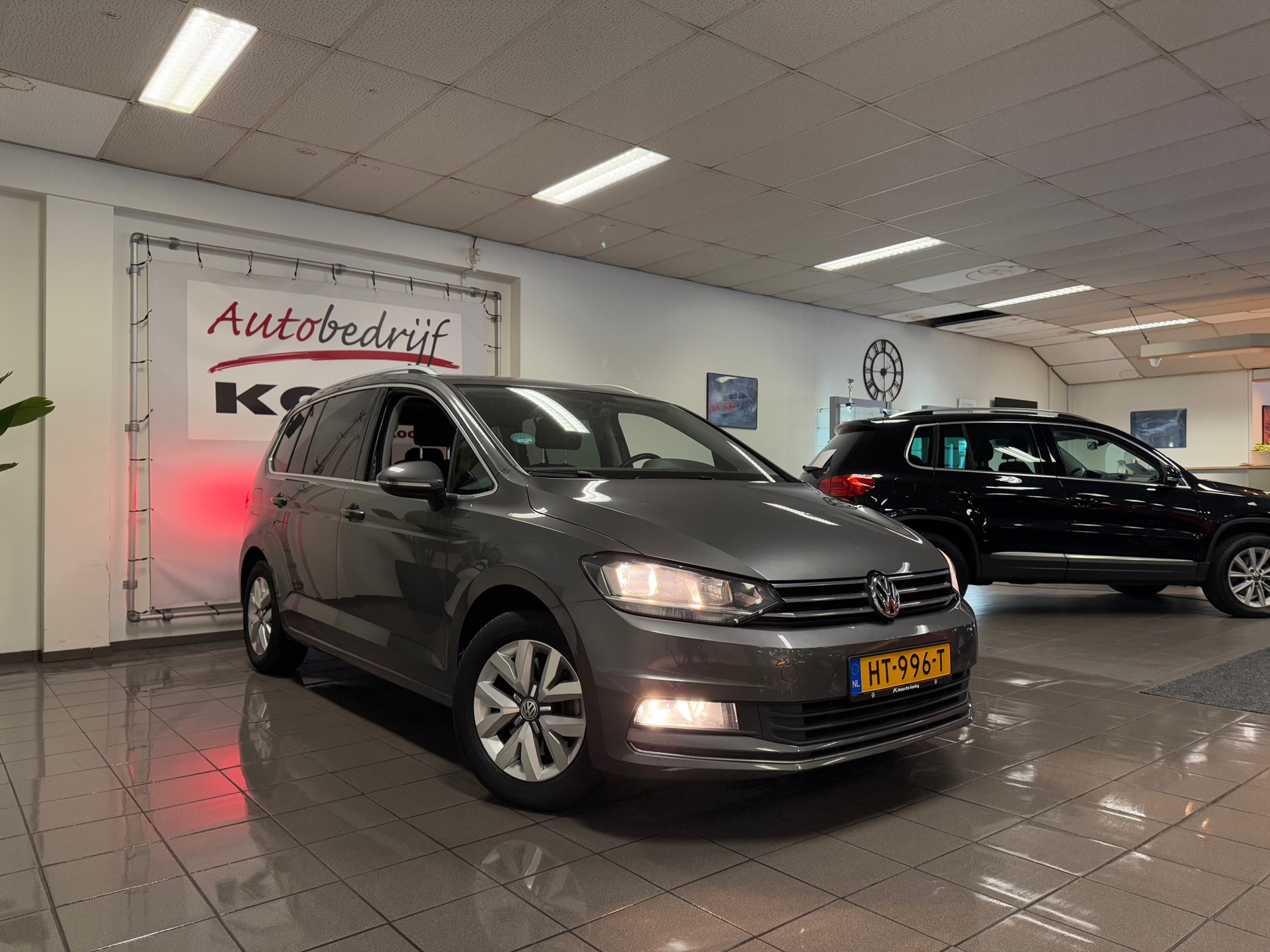 https://www.autokooy.nl//xml/images/44325058-7.JPG