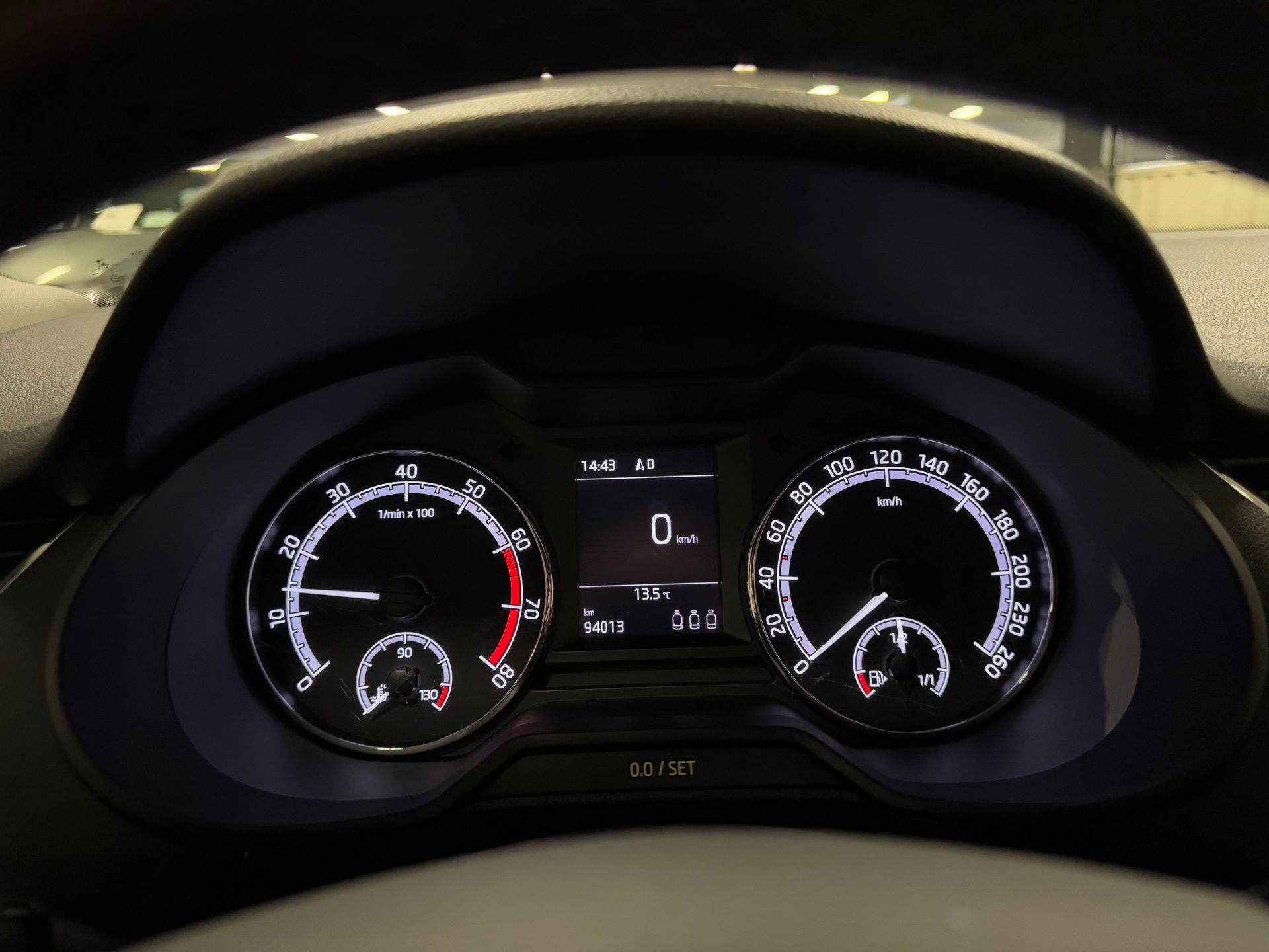 https://www.autokooy.nl//xml/images/44357629-14.JPG
