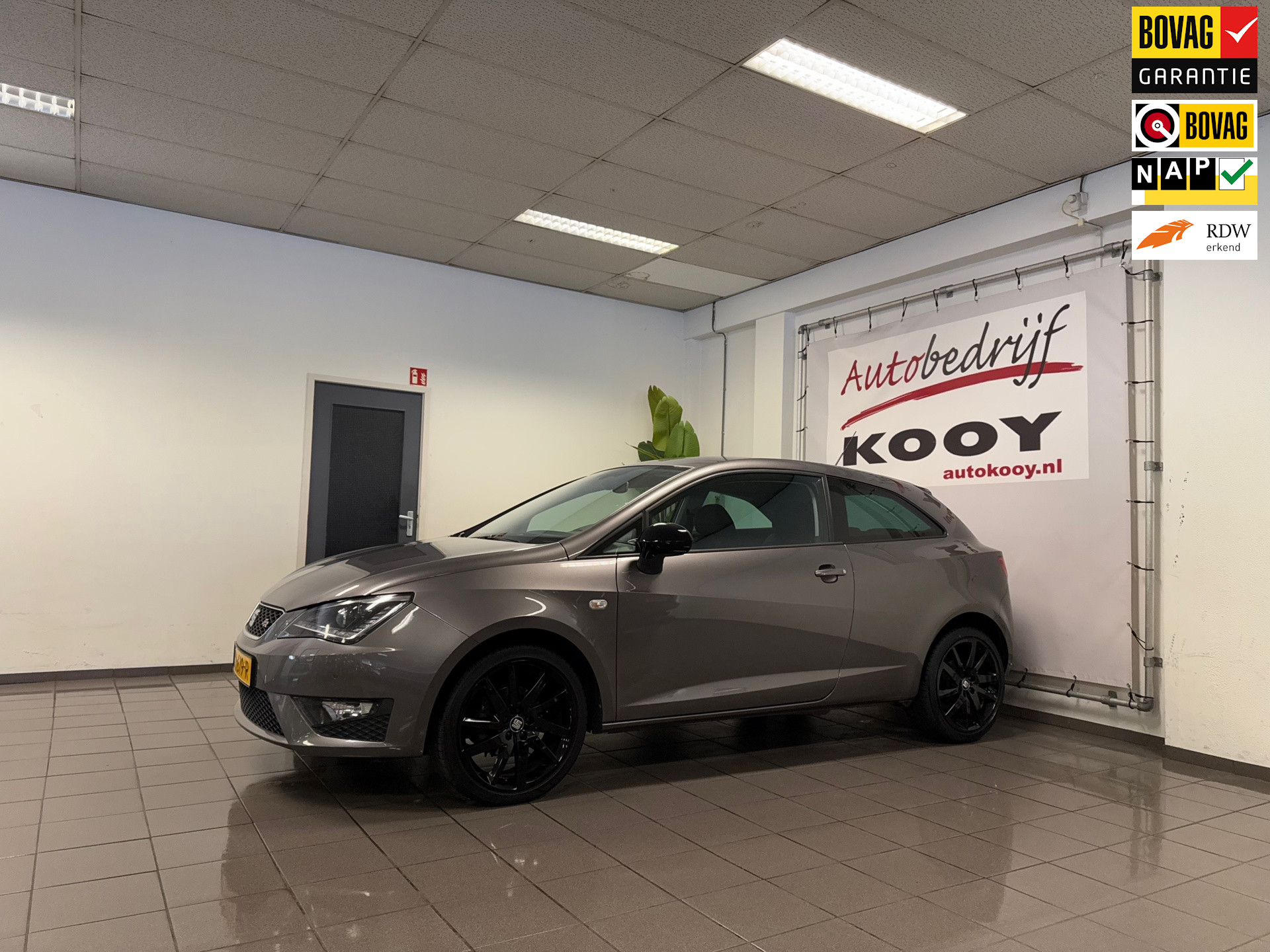Seat Ibiza SC 1.0 EcoTSI FR Connect * Xenon / Navigatie / LM Velgen / NL Auto *