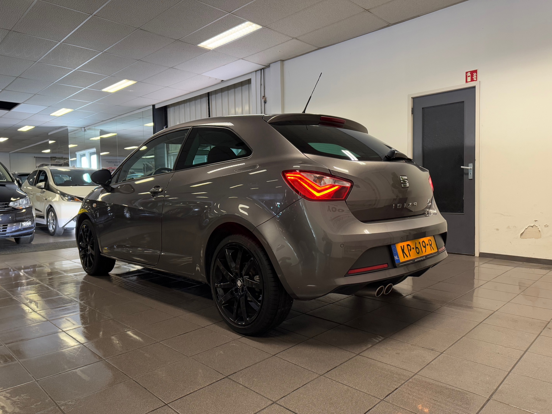 https://www.autokooy.nl//xml/images/44383761-3.JPG