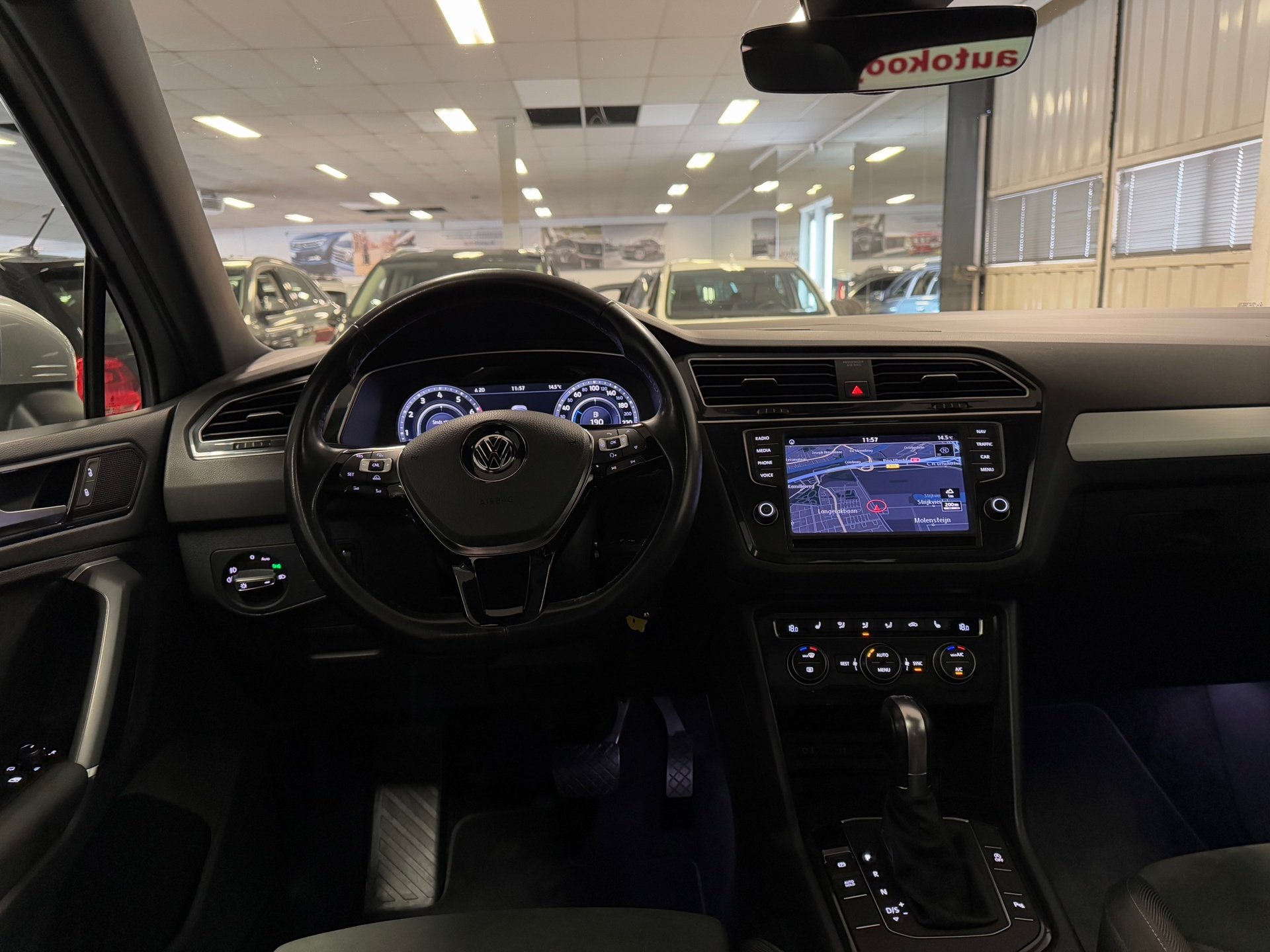 https://www.autokooy.nl//xml/images/44383794-20.JPG