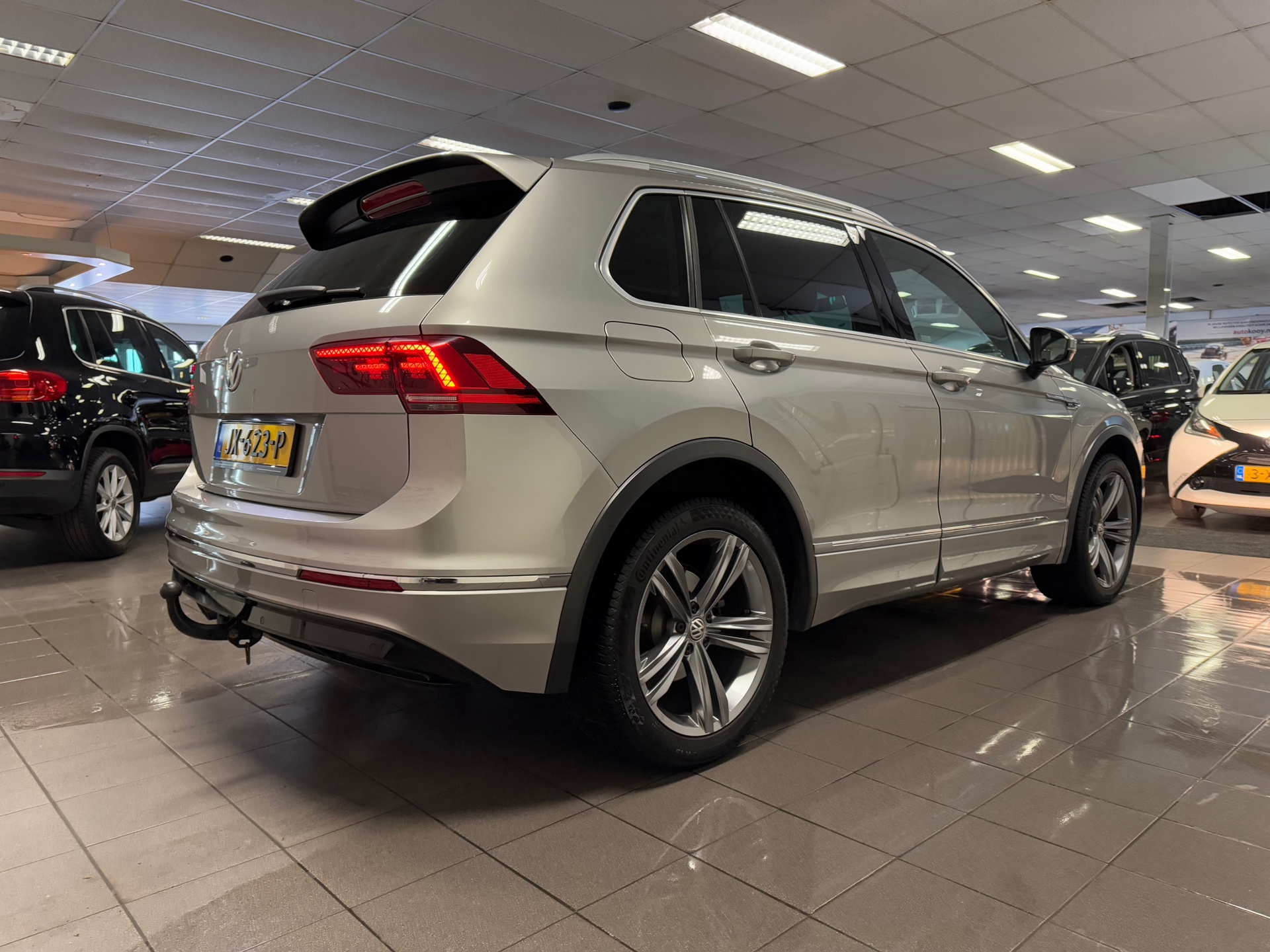 https://www.autokooy.nl//xml/images/44383794-6.JPG