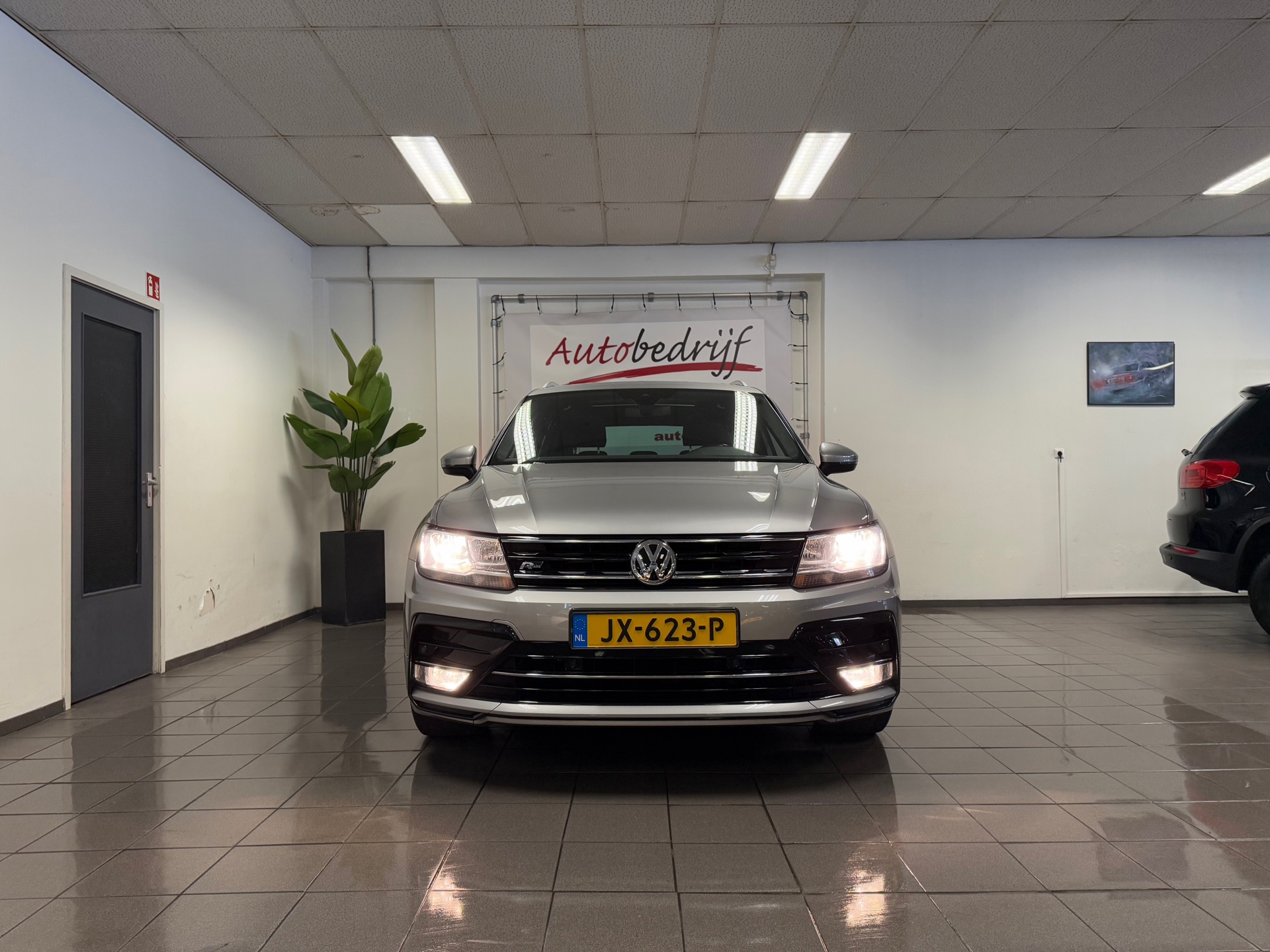 https://www.autokooy.nl//xml/images/44383794-8.JPG
