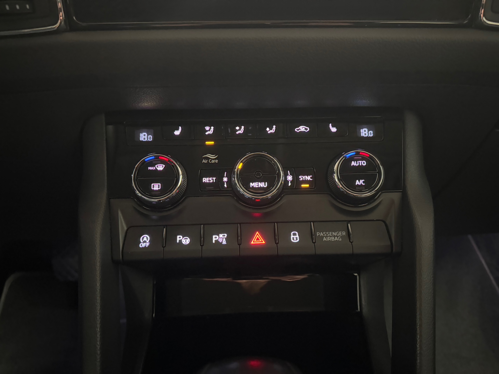 https://www.autokooy.nl//xml/images/44421785-20.JPG