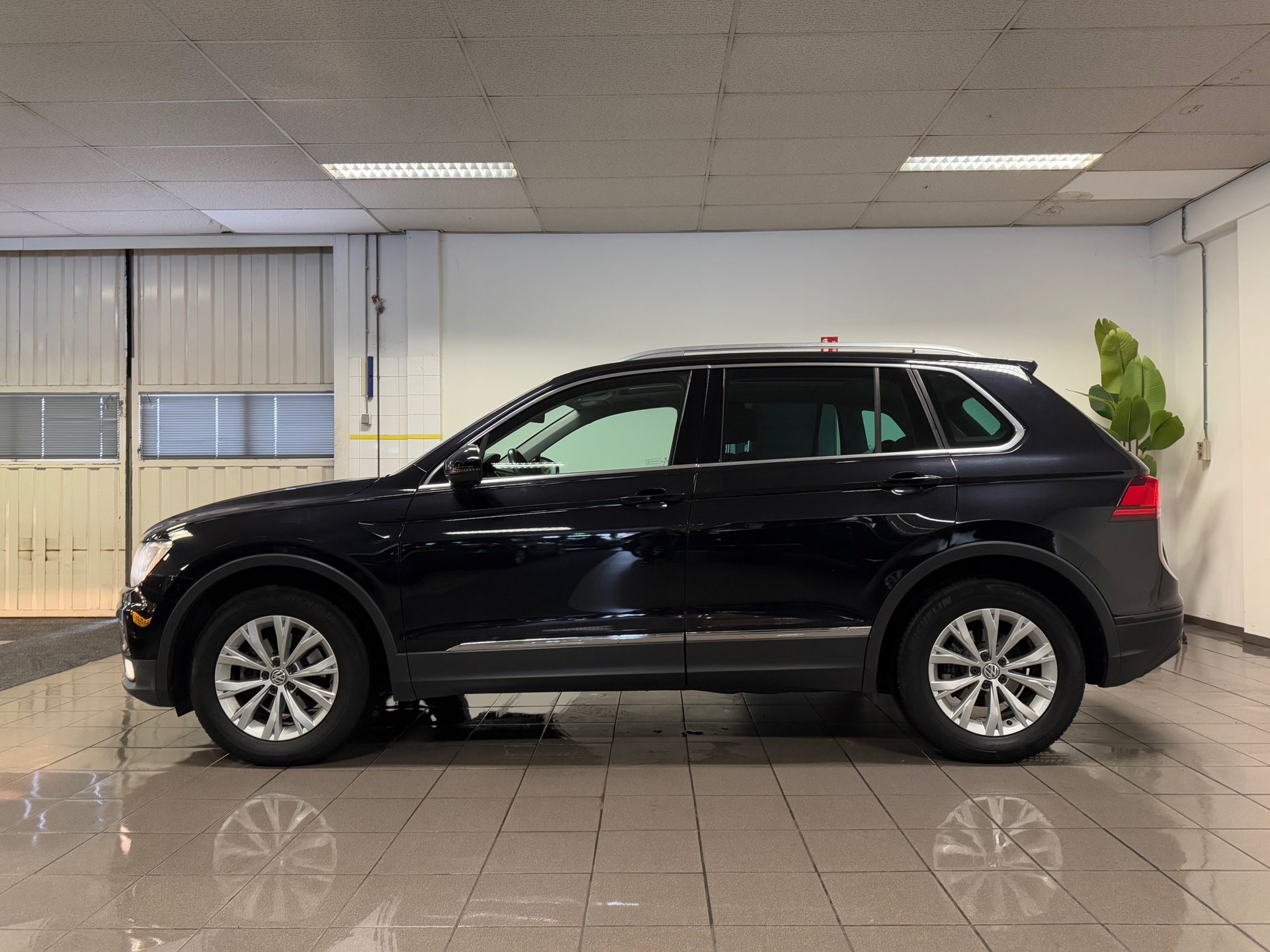 https://www.autokooy.nl//xml/images/44441053-2.JPG