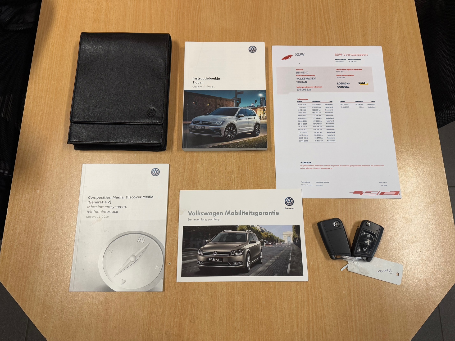 https://www.autokooy.nl//xml/images/44441053-24.JPG
