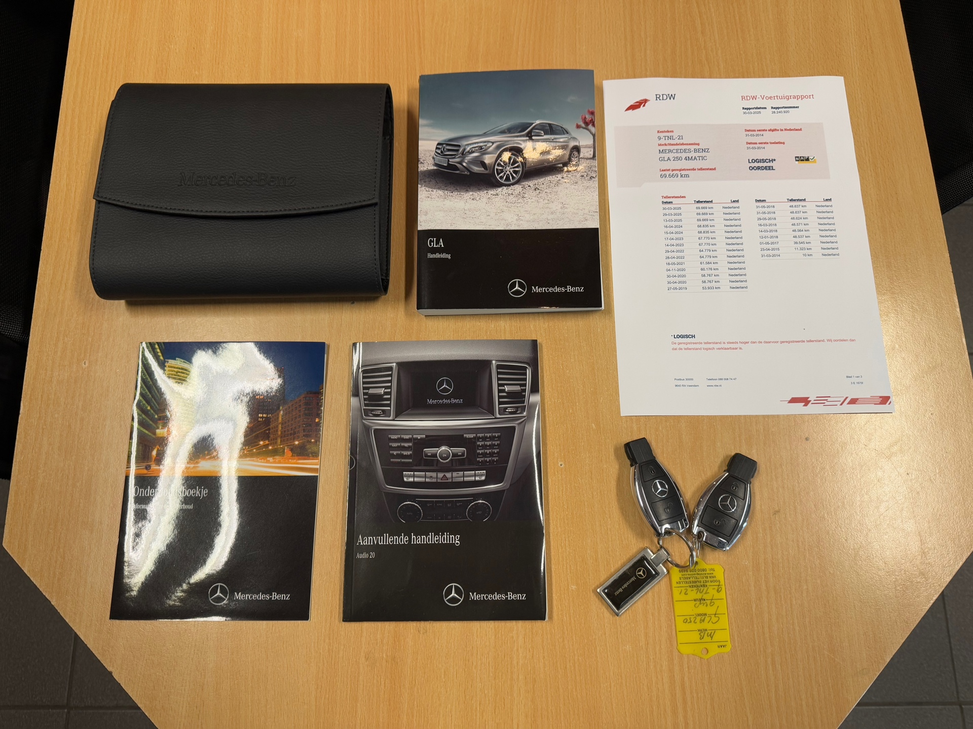 https://www.autokooy.nl//xml/images/44441096-24.JPG