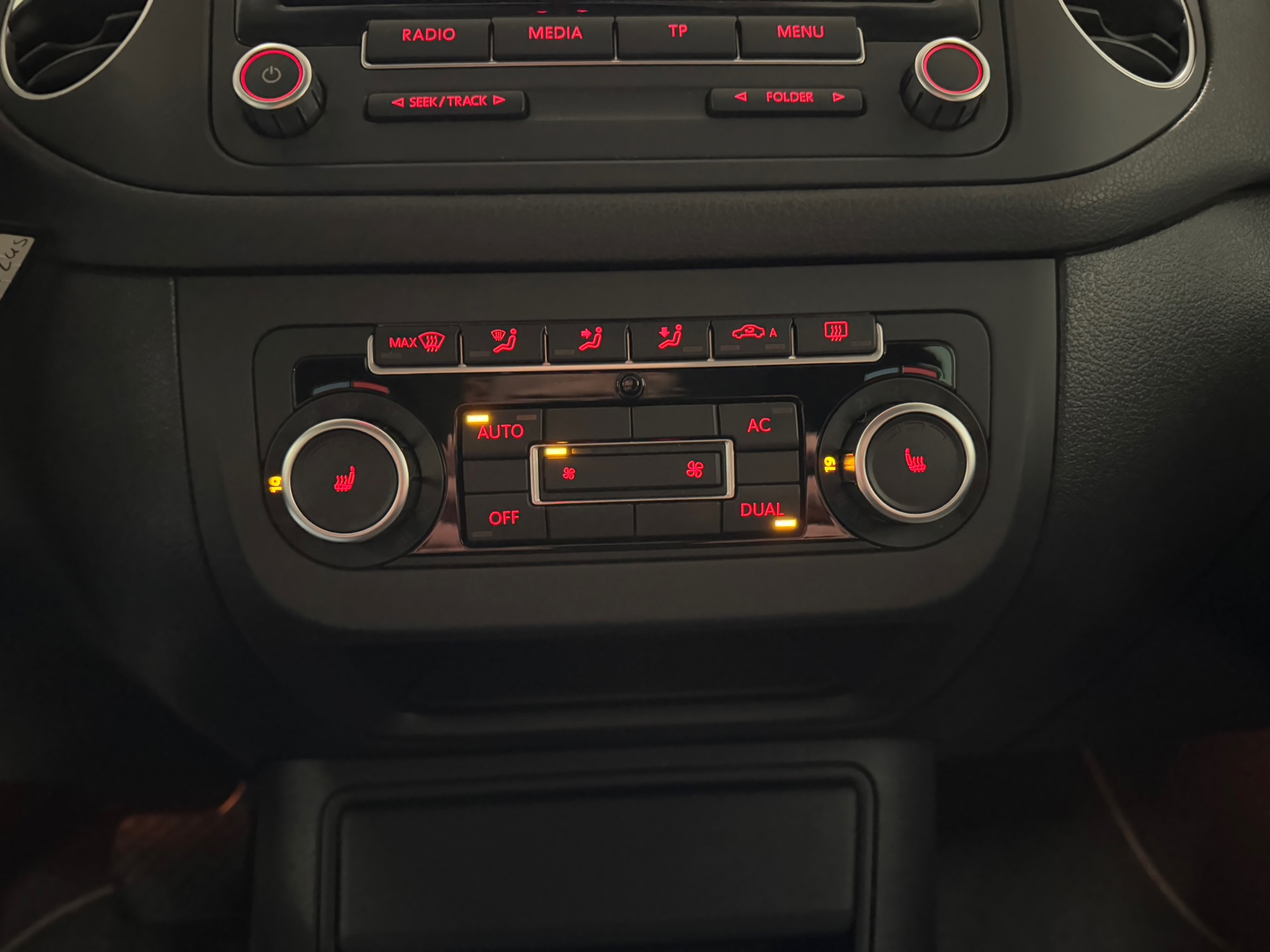 https://www.autokooy.nl//xml/images/44463907-19.JPG
