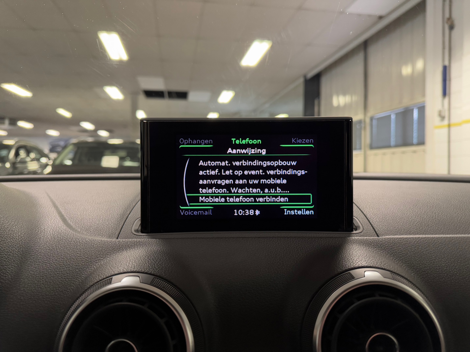 https://www.autokooy.nl//xml/images/44463921-18.JPG