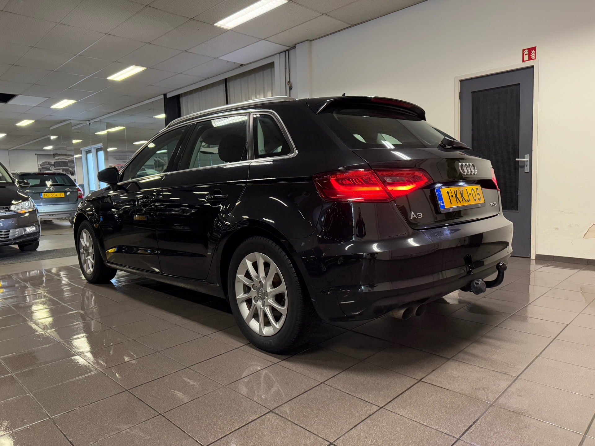 https://www.autokooy.nl//xml/images/44463921-3.JPG