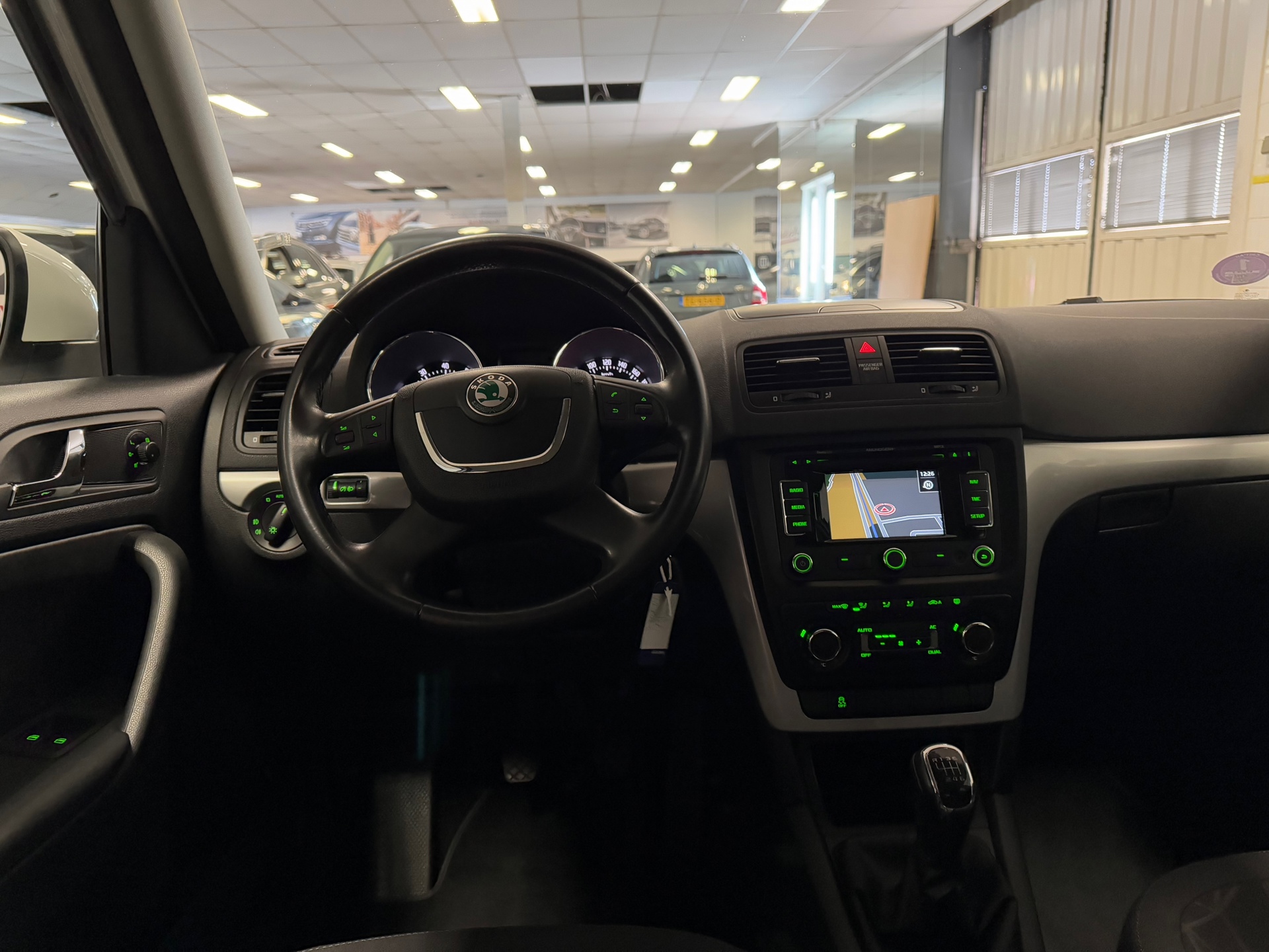 https://www.autokooy.nl//xml/images/44489718-22.JPG