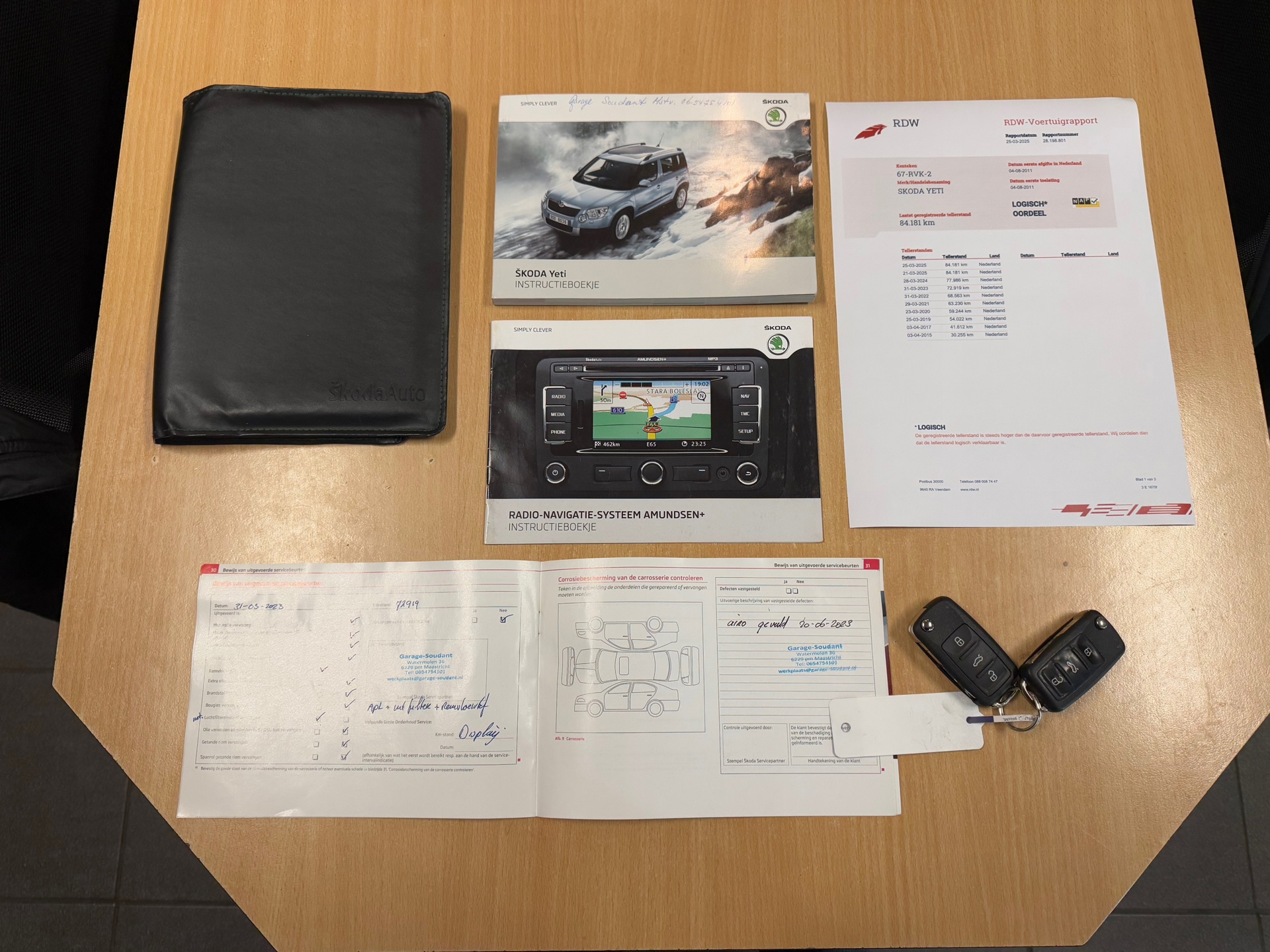 https://www.autokooy.nl//xml/images/44489718-24.JPG