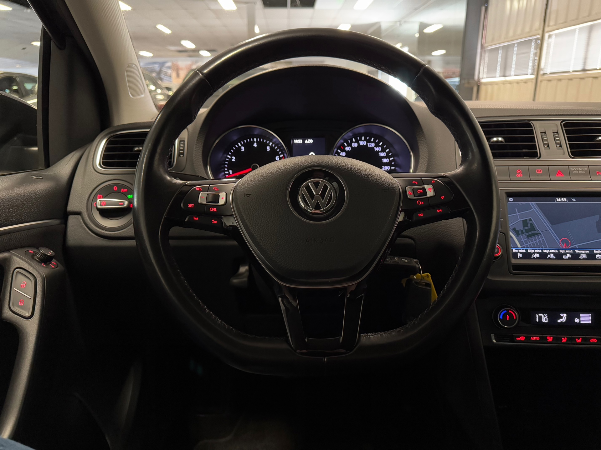 https://www.autokooy.nl//xml/images/44518352-13.JPG