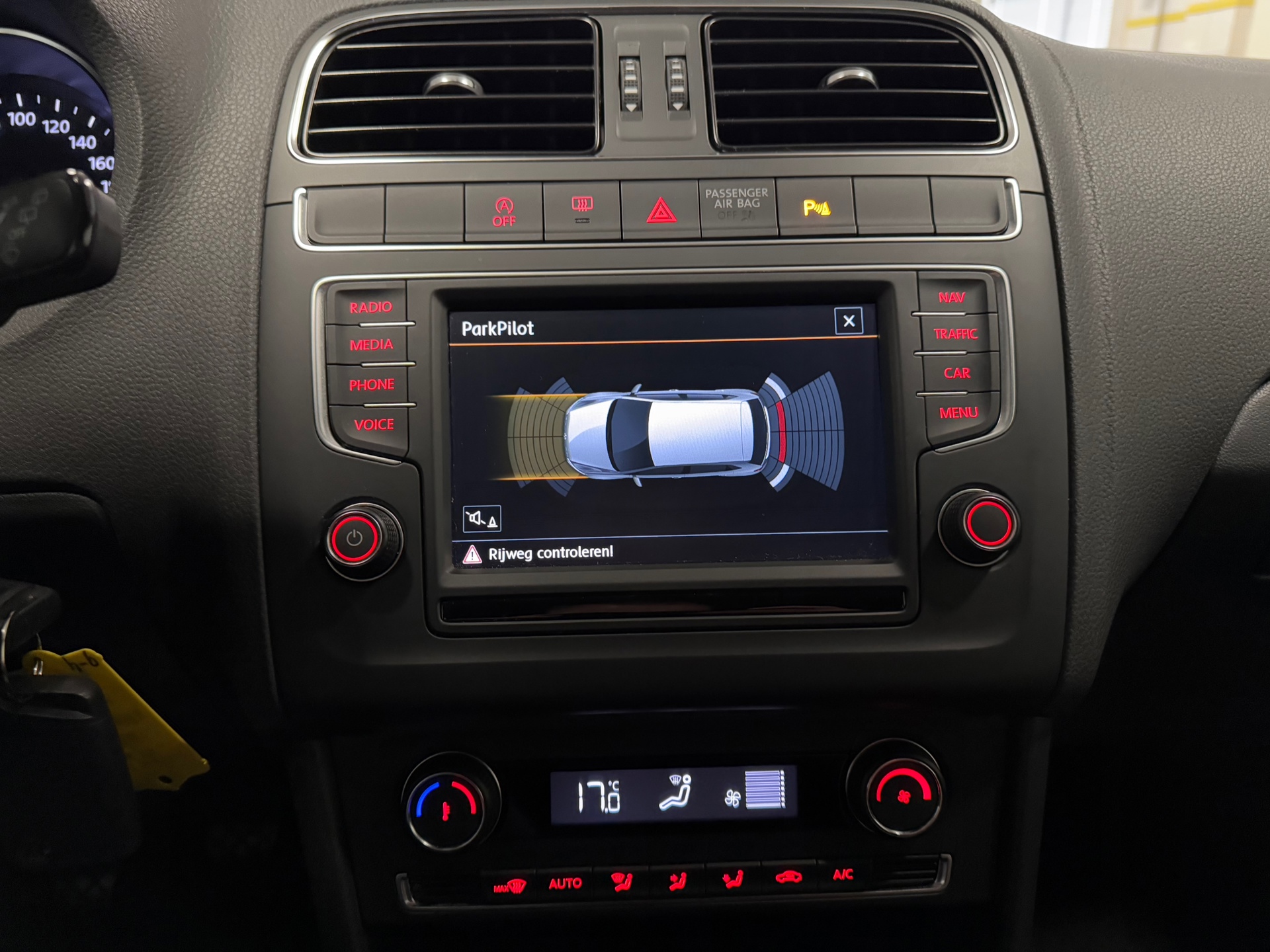 https://www.autokooy.nl//xml/images/44518352-18.JPG