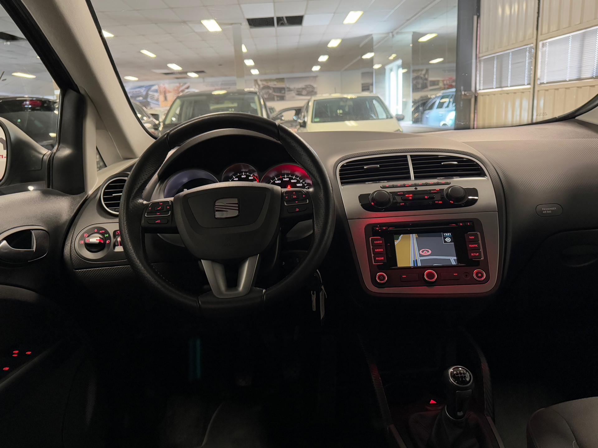 https://www.autokooy.nl//xml/images/44584230-21.JPG