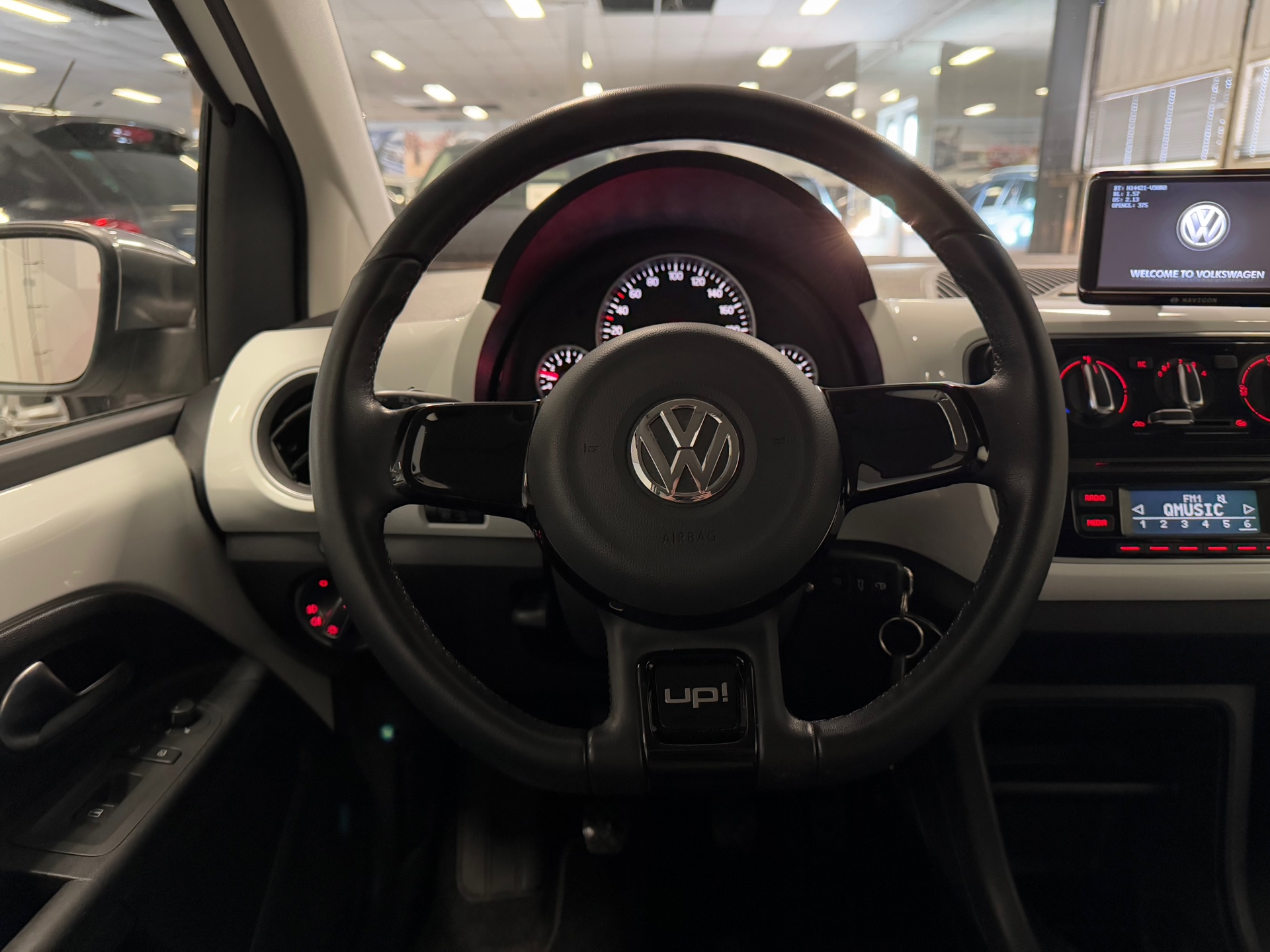 https://www.autokooy.nl//xml/images/44584817-13.JPG