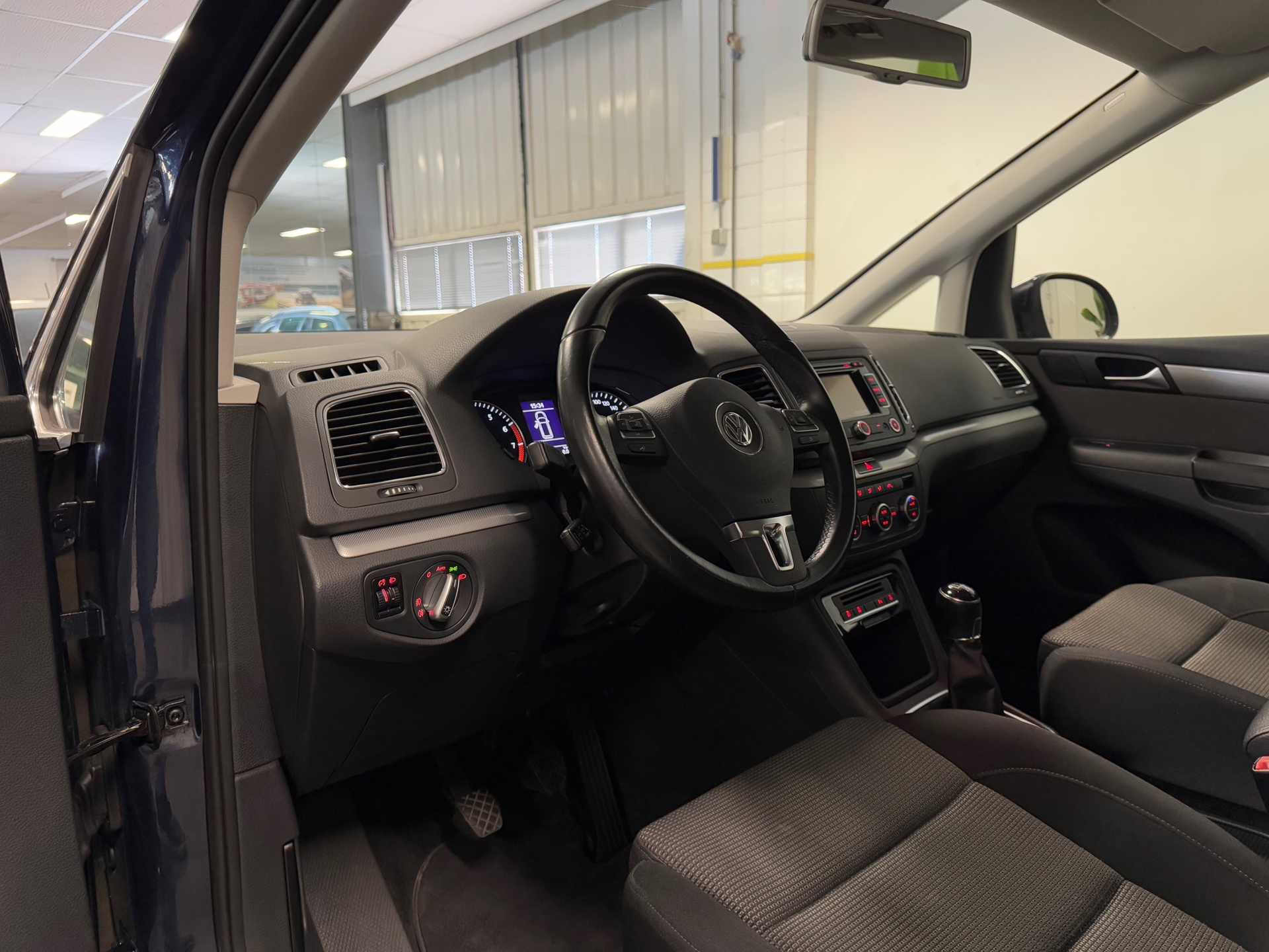 https://www.autokooy.nl//xml/images/44637145-12.JPG