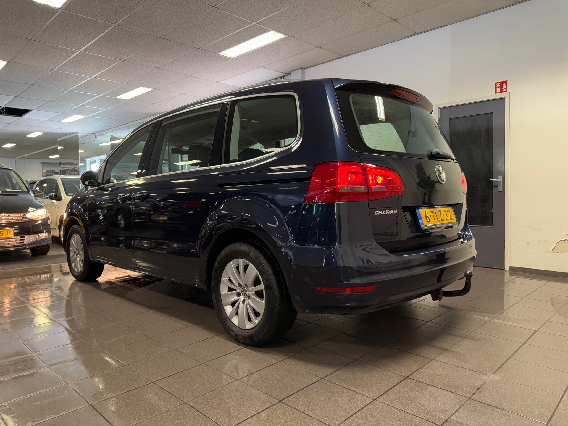 https://www.autokooy.nl//xml/images/44637145-3.JPG