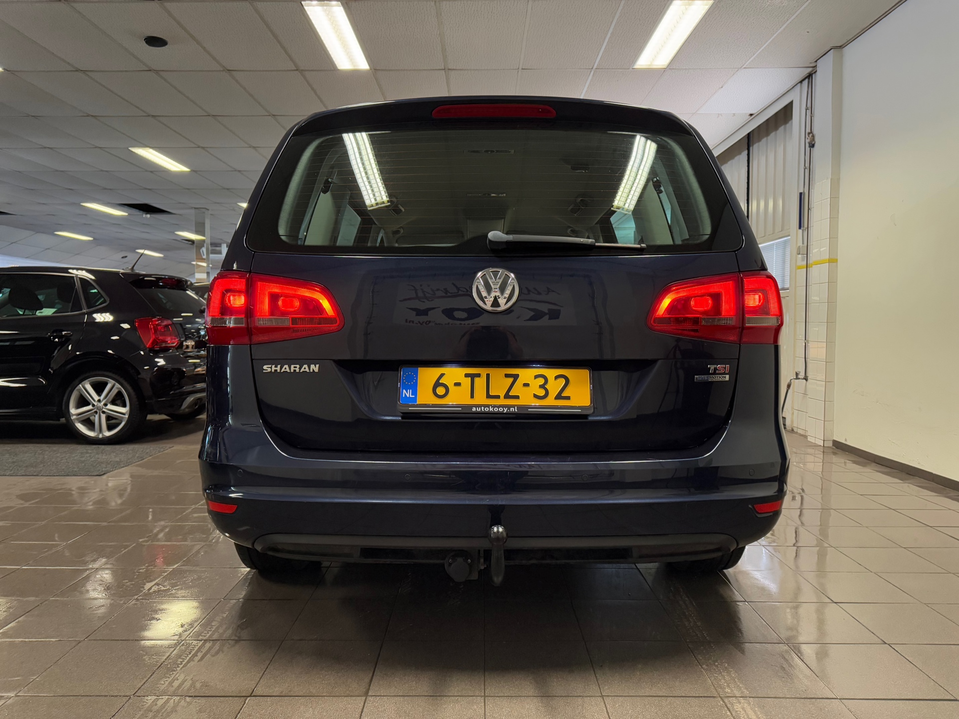 https://www.autokooy.nl//xml/images/44637145-4.JPG
