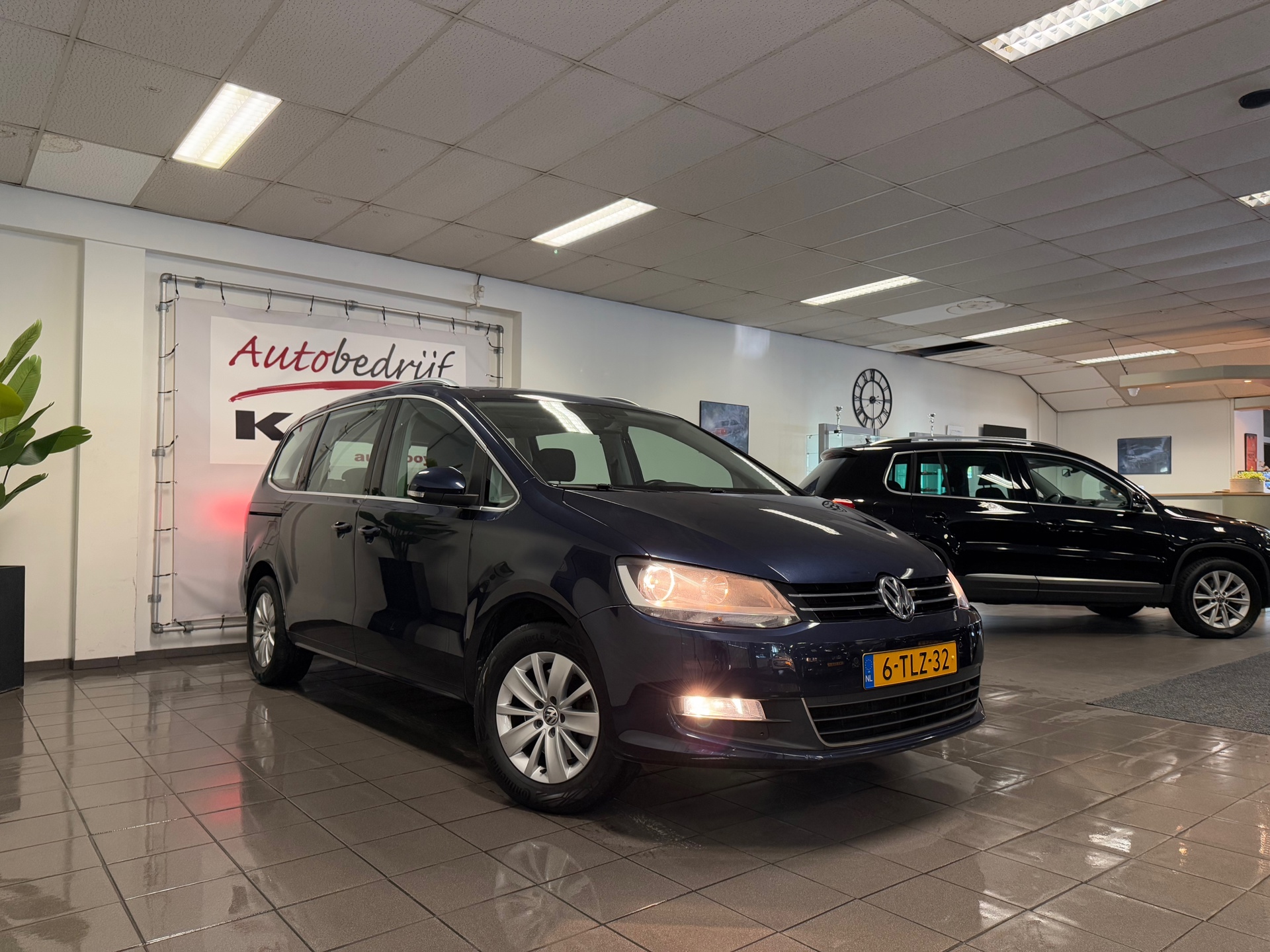 https://www.autokooy.nl//xml/images/44637145-7.JPG