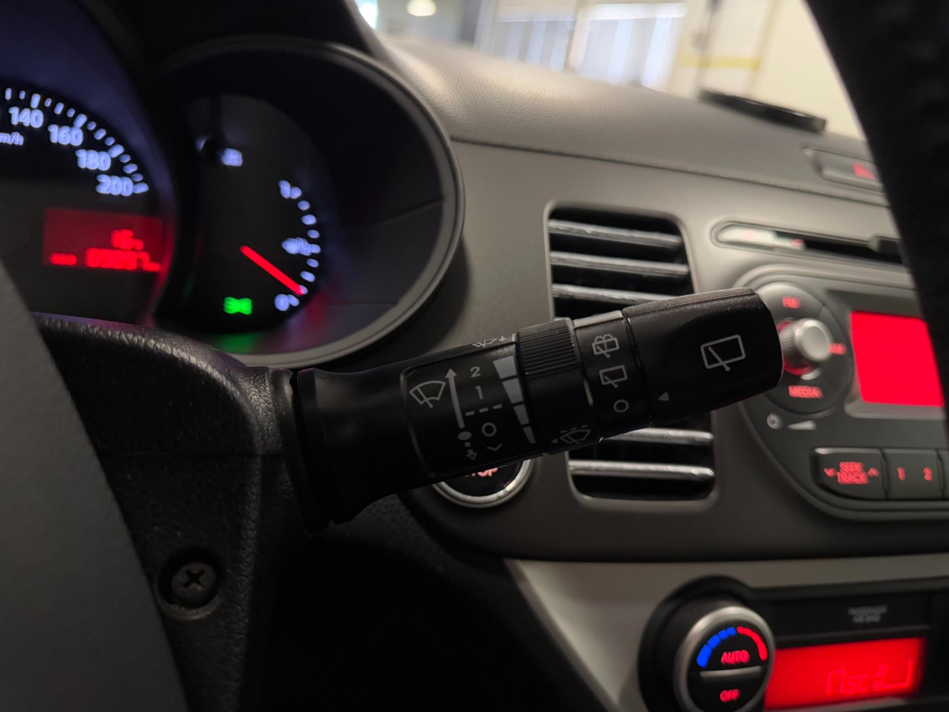 https://www.autokooy.nl//xml/images/44637235-16.JPG