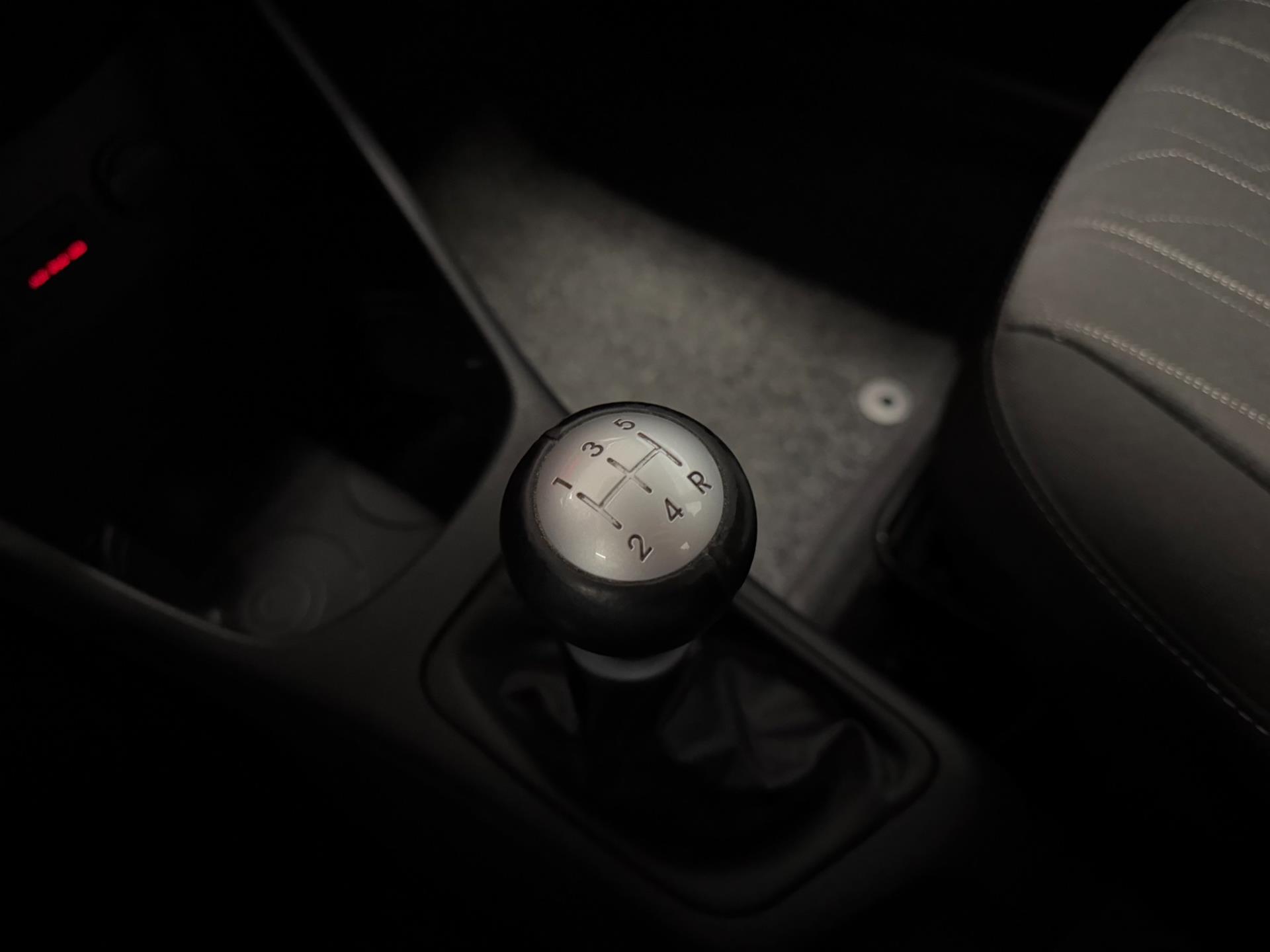 https://www.autokooy.nl//xml/images/44637235-19.JPG