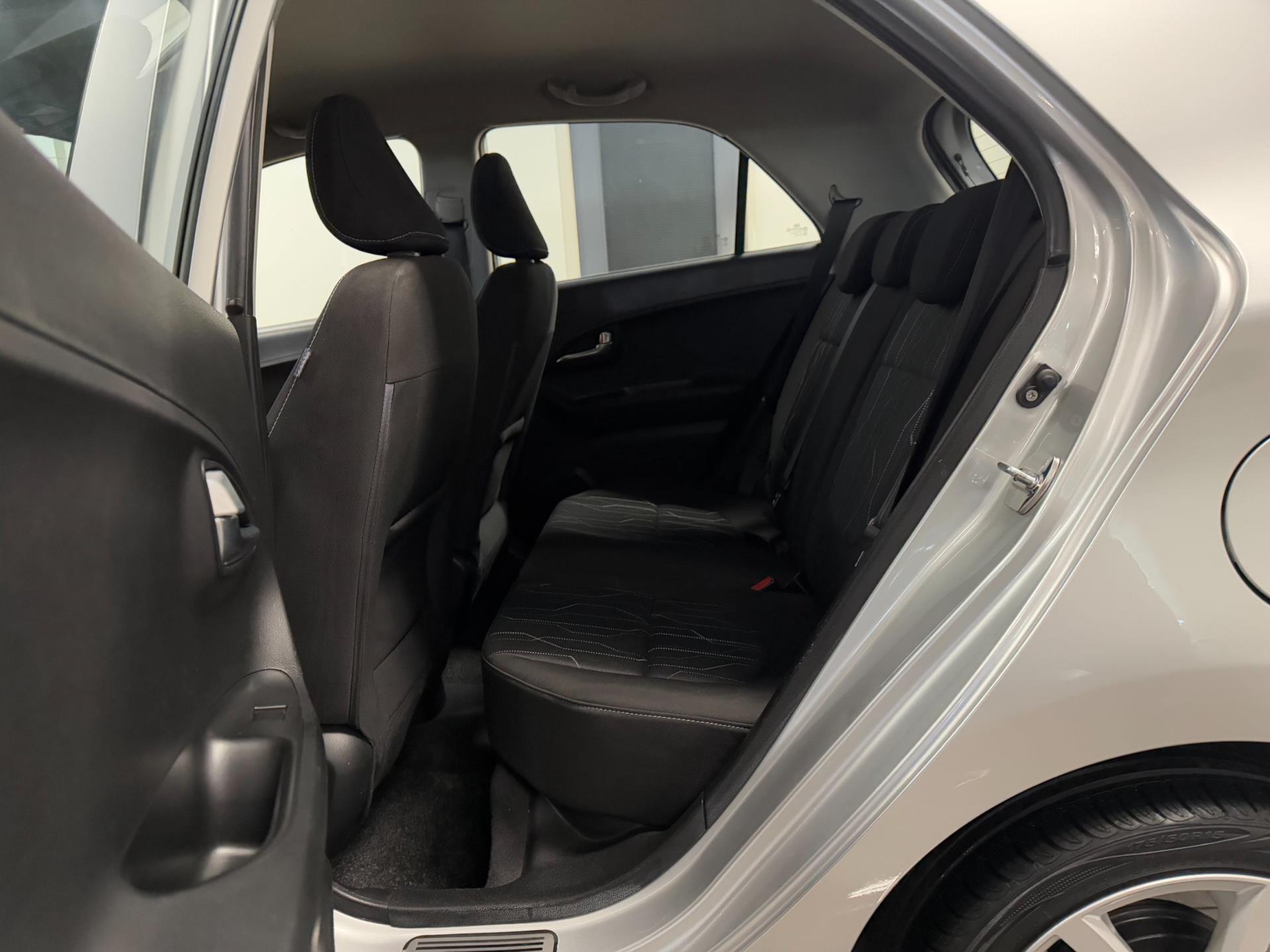 https://www.autokooy.nl//xml/images/44637235-21.JPG