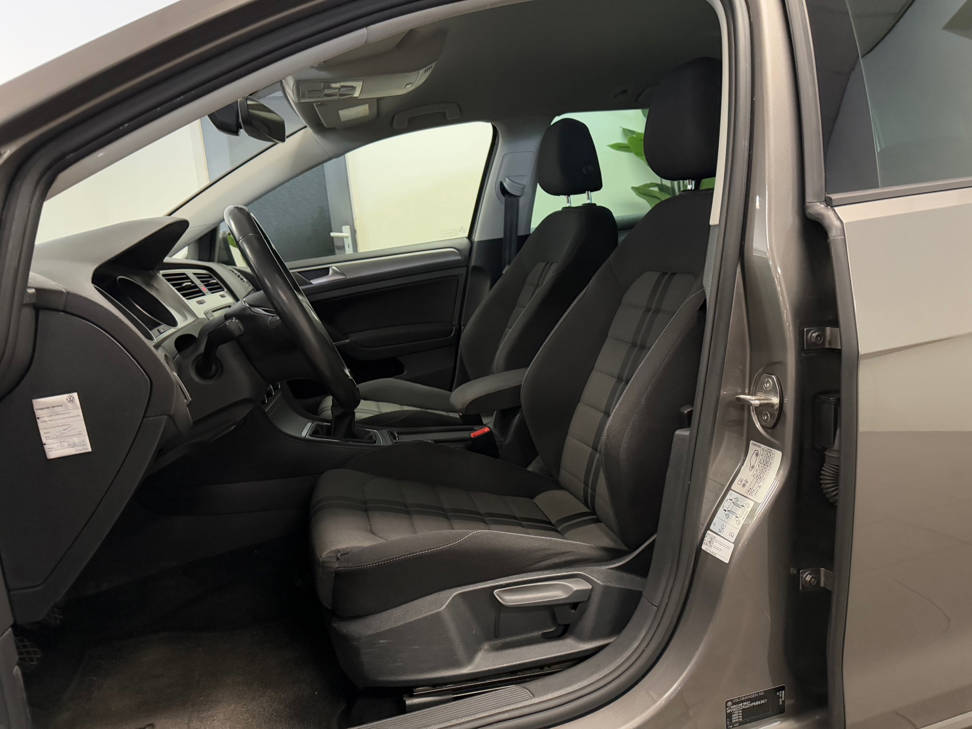 https://www.autokooy.nl//xml/images/44660234-11.JPG
