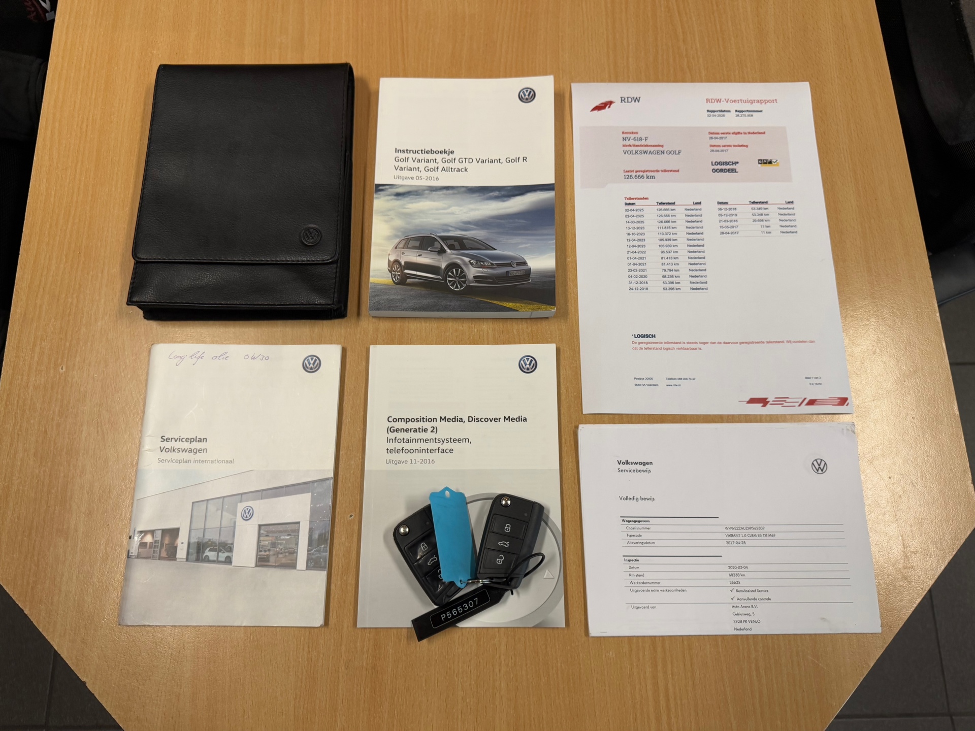 https://www.autokooy.nl//xml/images/44660234-24.JPG