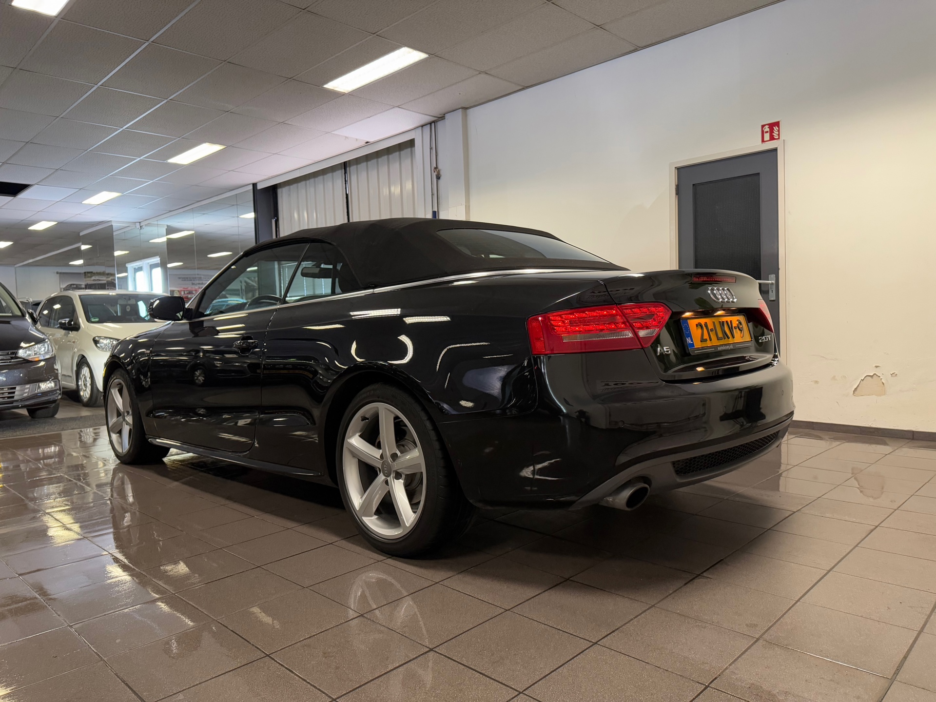https://www.autokooy.nl//xml/images/44660319-4.JPG
