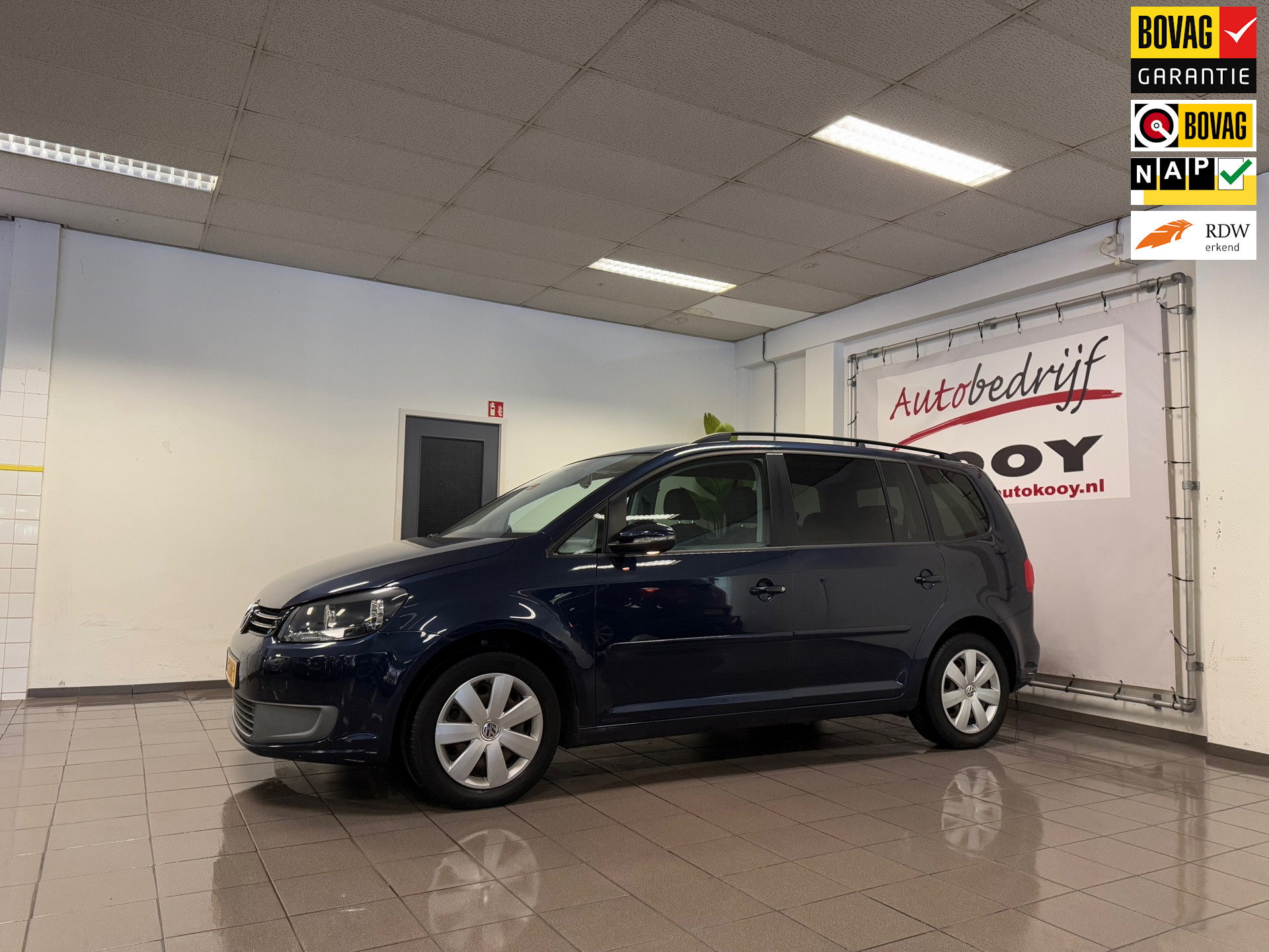 Volkswagen Touran 1.4 TSI Comfortline * Automaat / Trekhaak / Navigatie / Cruise control / NL Auto *