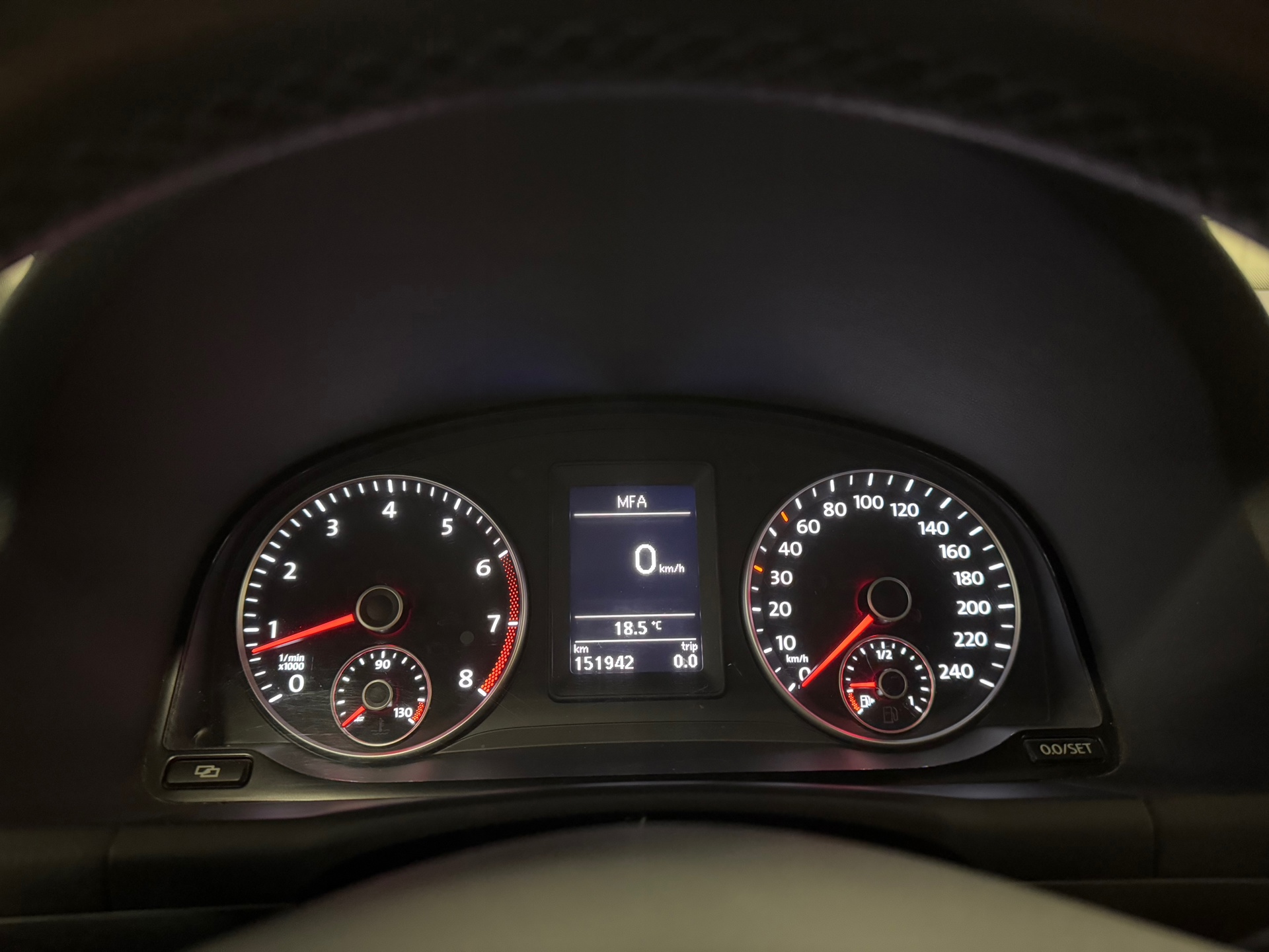 https://www.autokooy.nl//xml/images/44660365-14.JPG