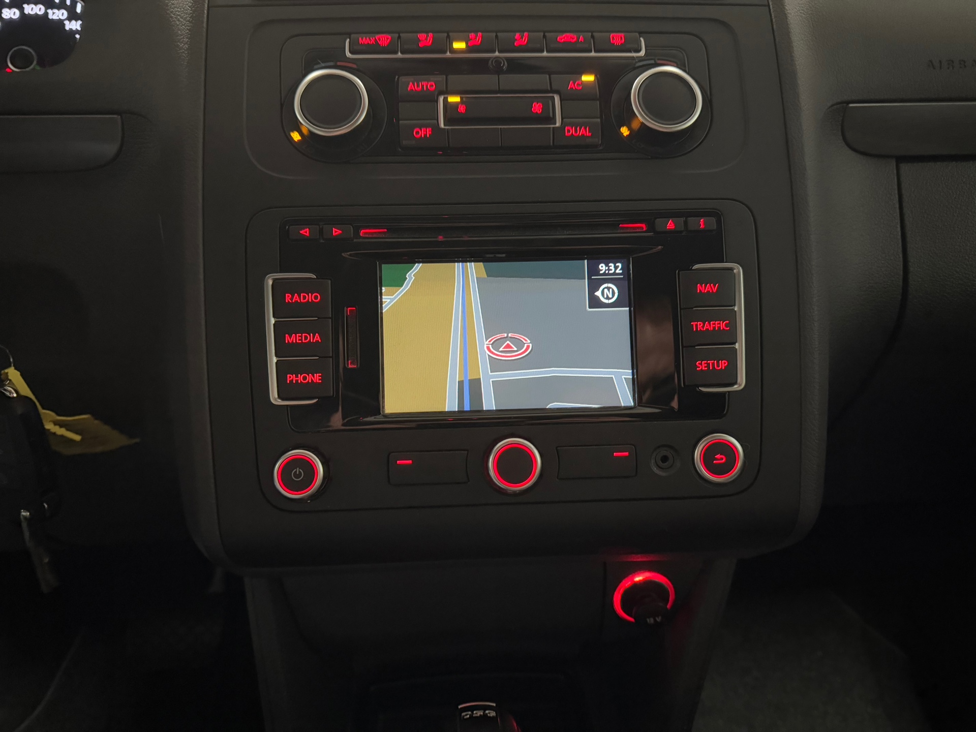 https://www.autokooy.nl//xml/images/44660365-19.JPG