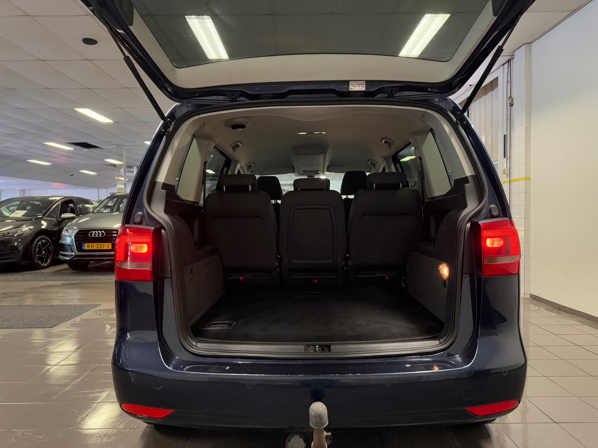 https://www.autokooy.nl//xml/images/44660365-5.JPG