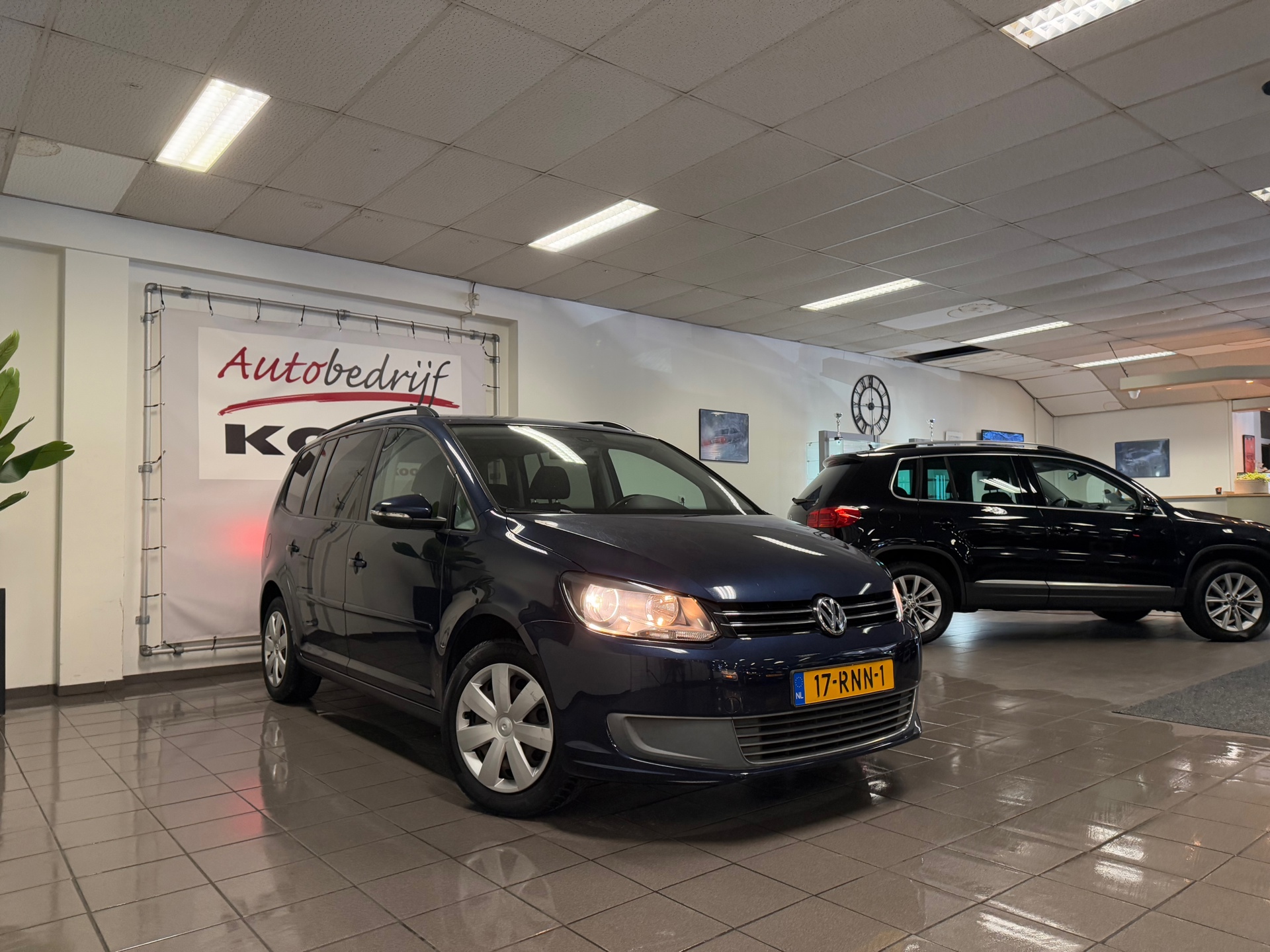 https://www.autokooy.nl//xml/images/44660365-7.JPG