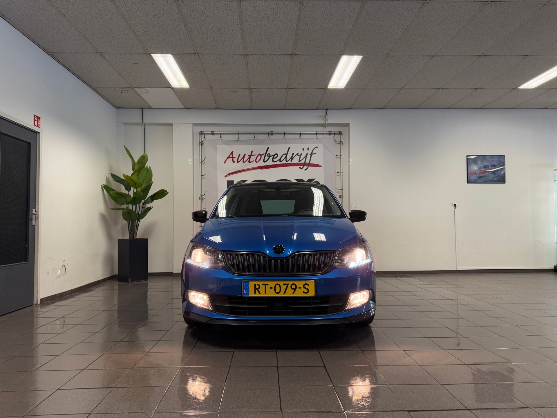https://www.autokooy.nl//xml/images/44735028-8.JPG