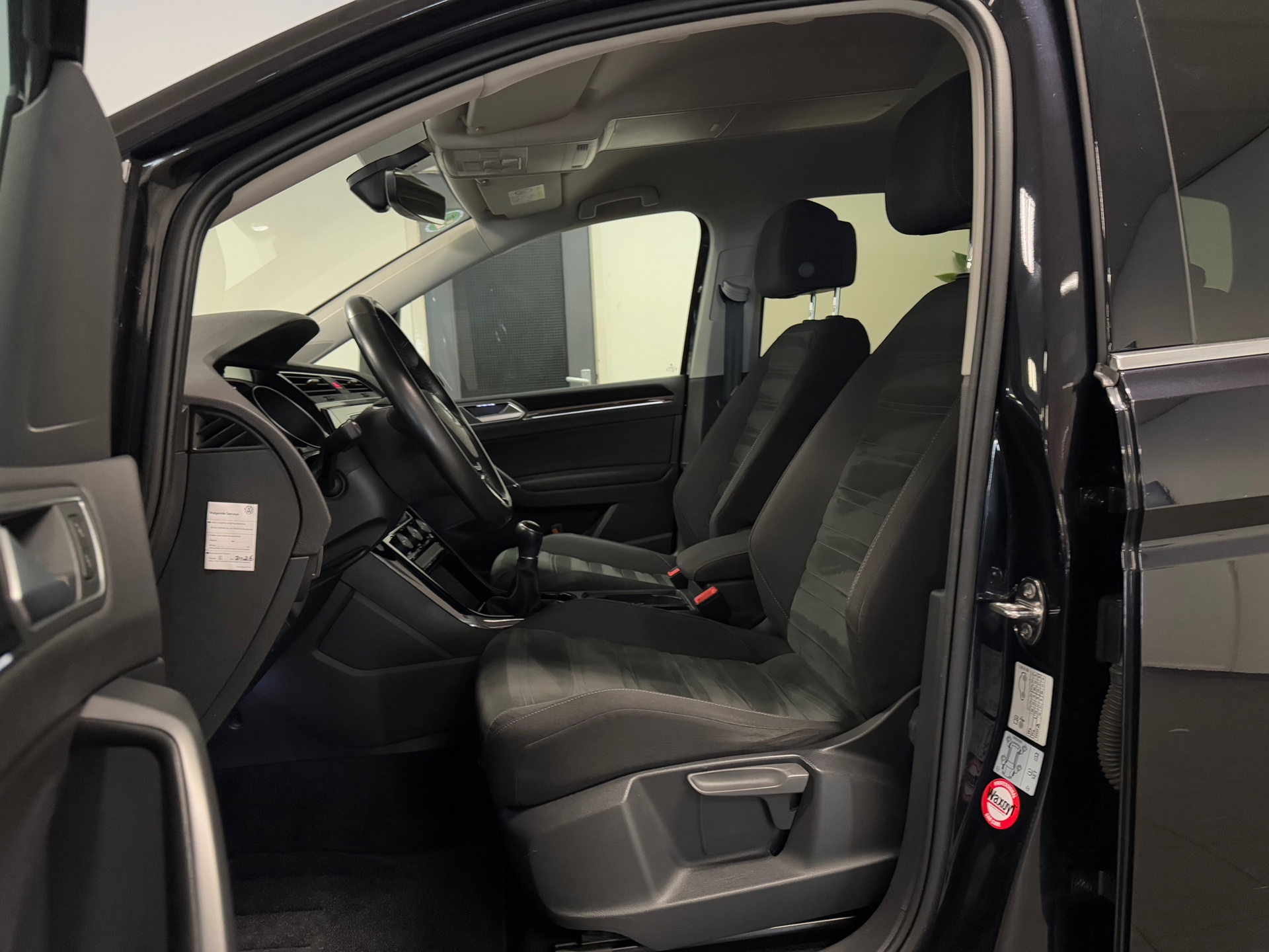 https://www.autokooy.nl//xml/images/44759774-12.JPG