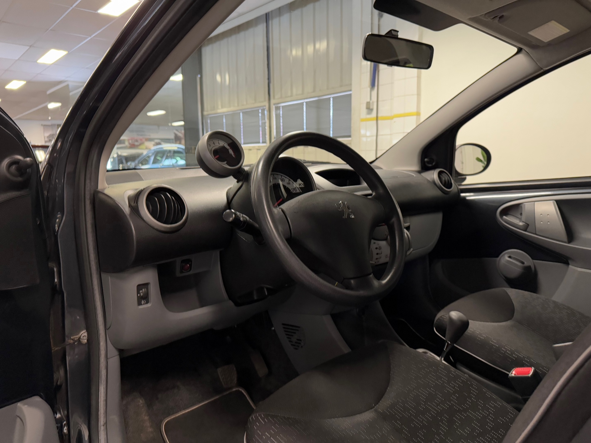 https://www.autokooy.nl//xml/images/44793381-12.JPG